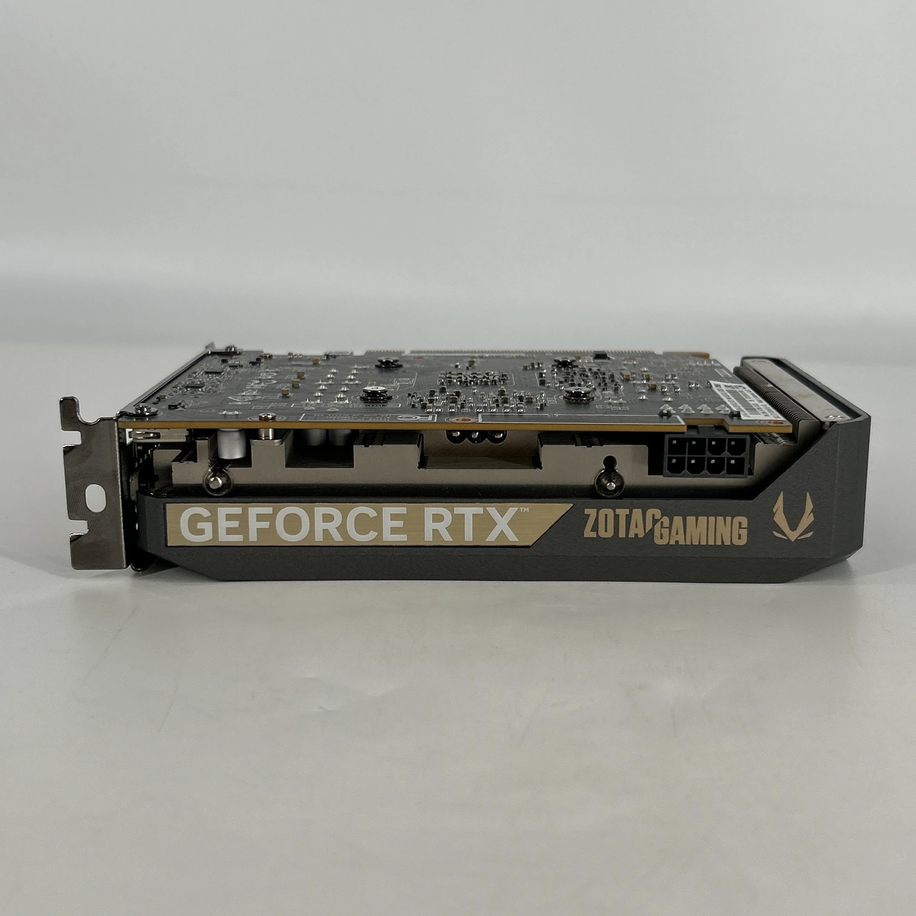 NVIDIA GeForce RTX 5060 8GB RAM - Image 8