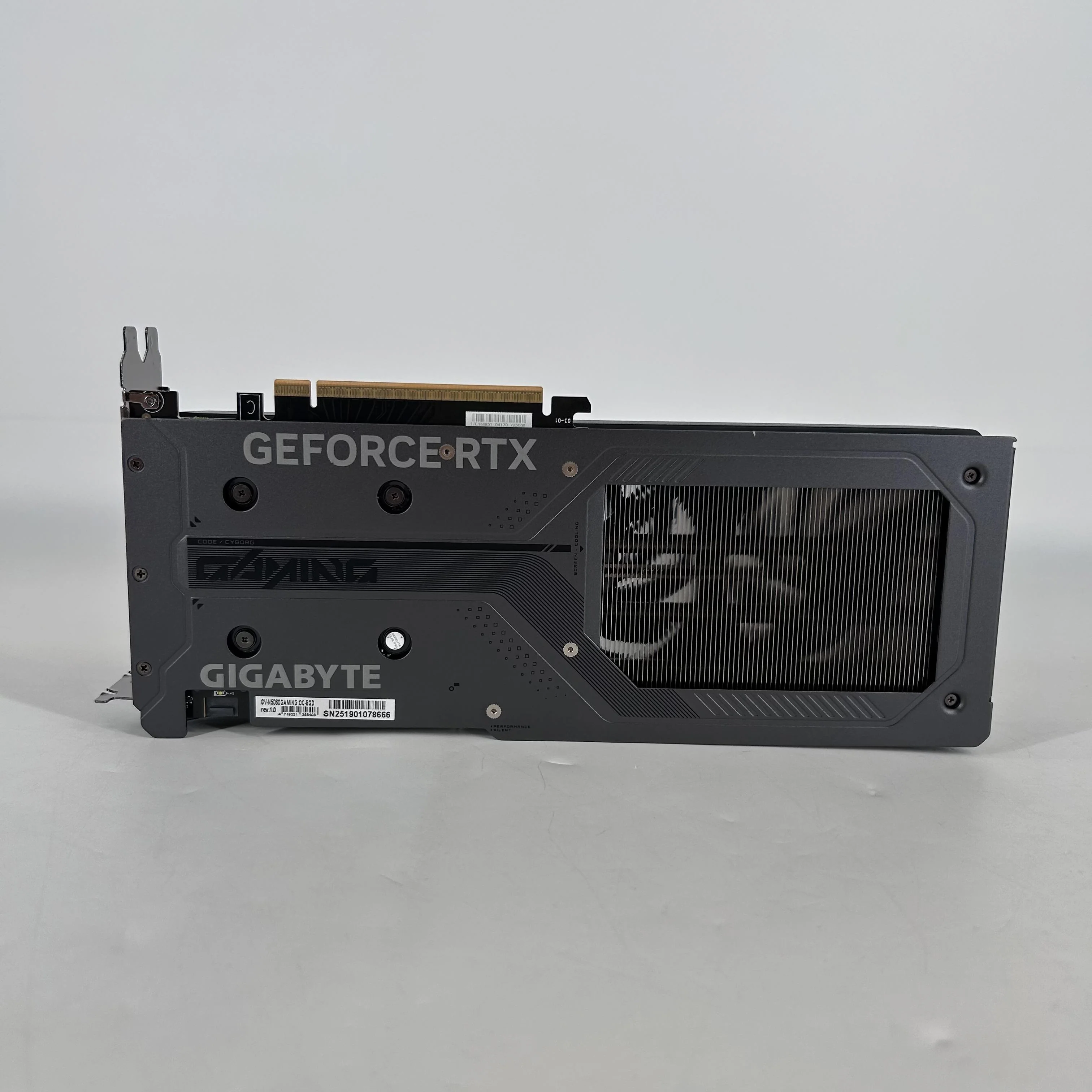 NVIDIA GeForce RTX 5060 8GB RAM - Image 2