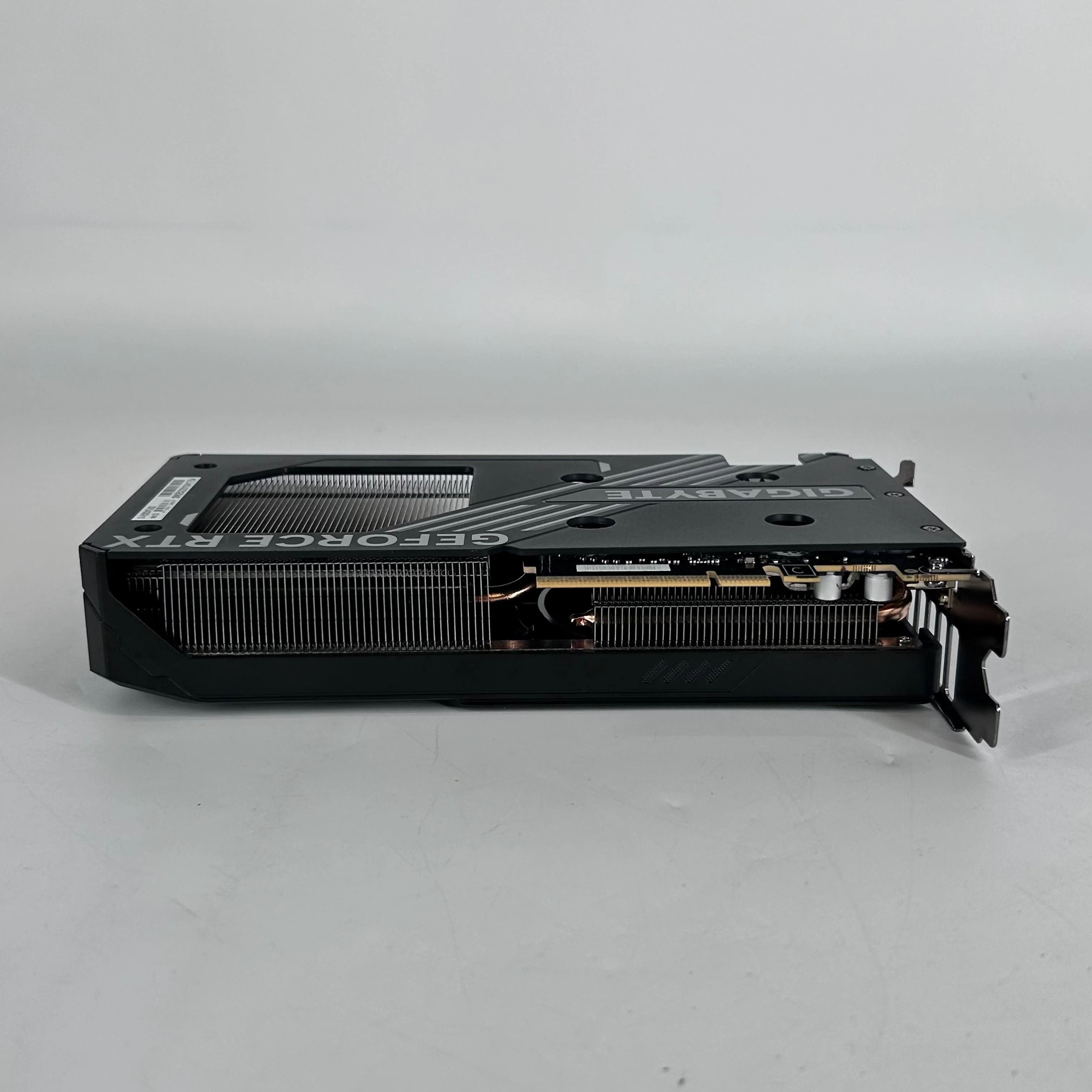 NVIDIA GeForce RTX 5060 8GB RAM - Image 4