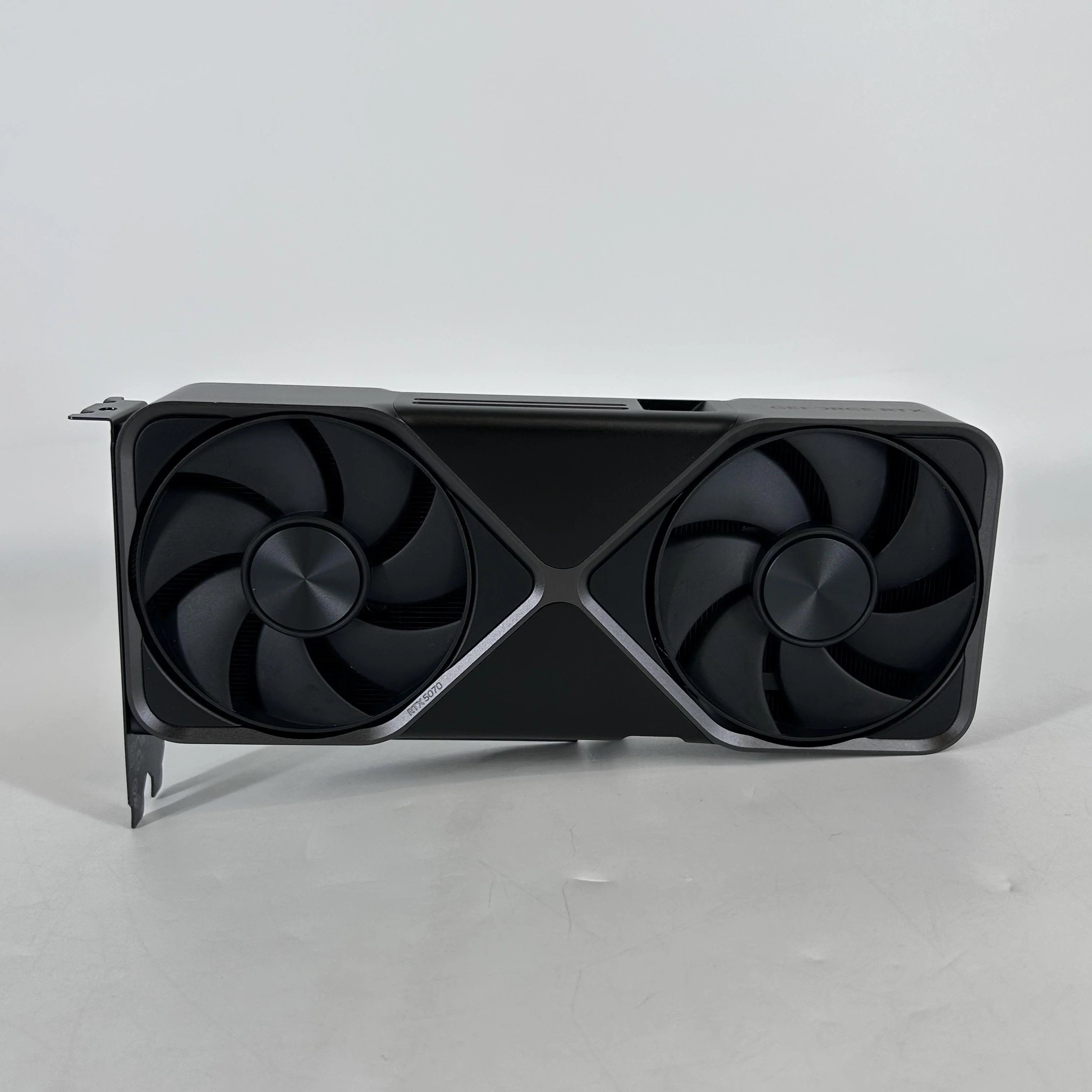 NVIDIA GeForce RTX 5070 12GB RAM - Image 2