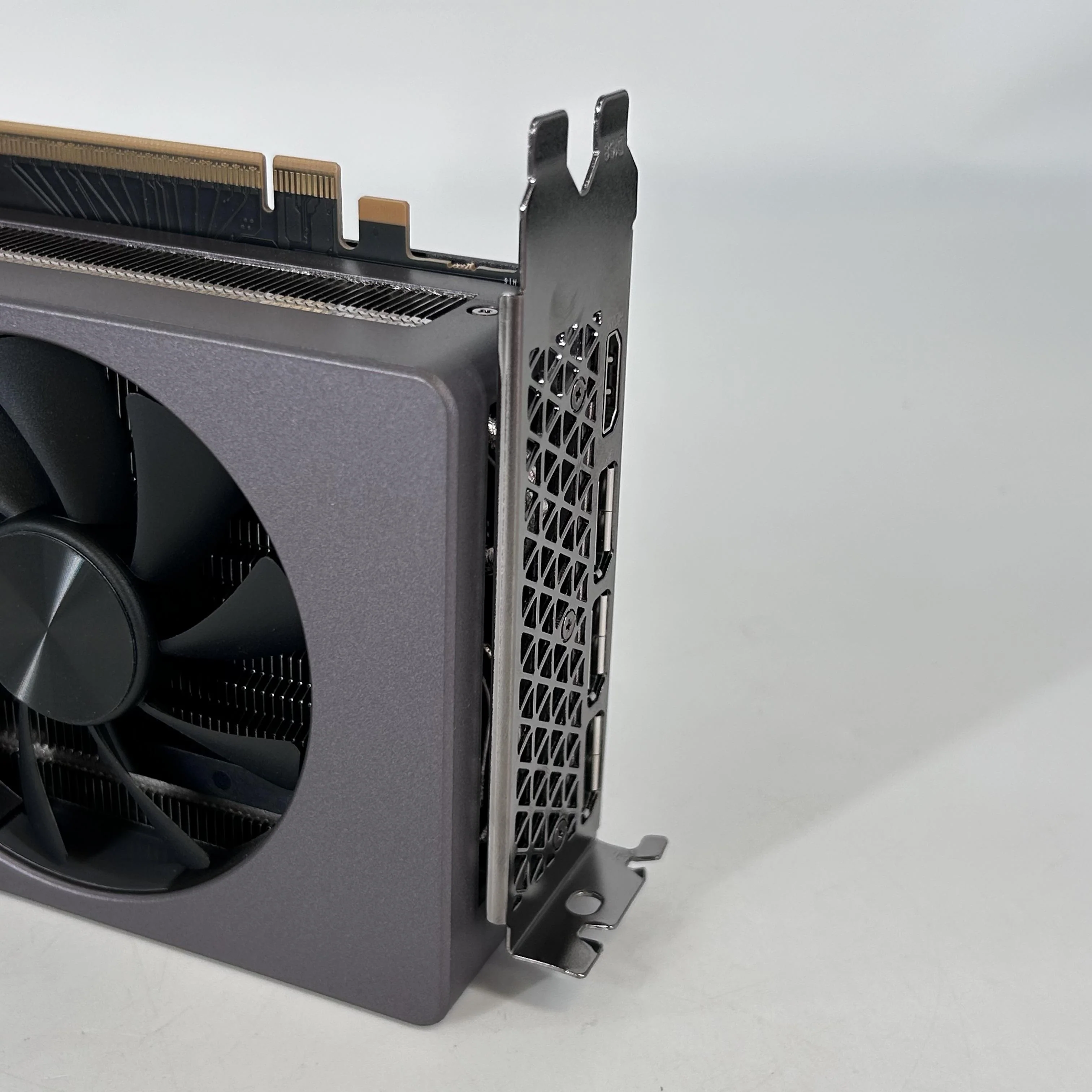 NVIDIA GeForce RTX 5070 12GB RAM - Image 8