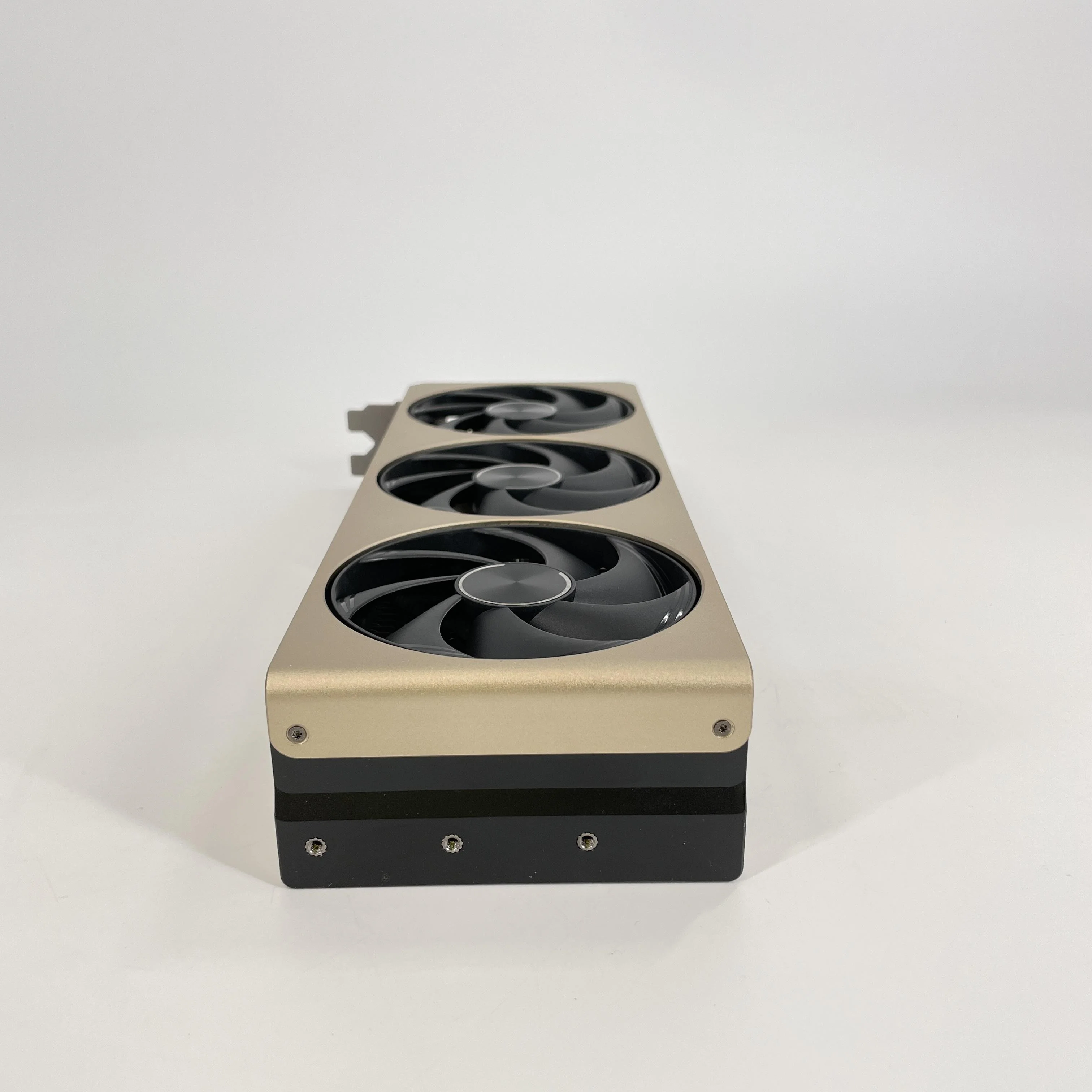 NVIDIA GeForce RTX 5070 Ti 16GB RAM - Image 7