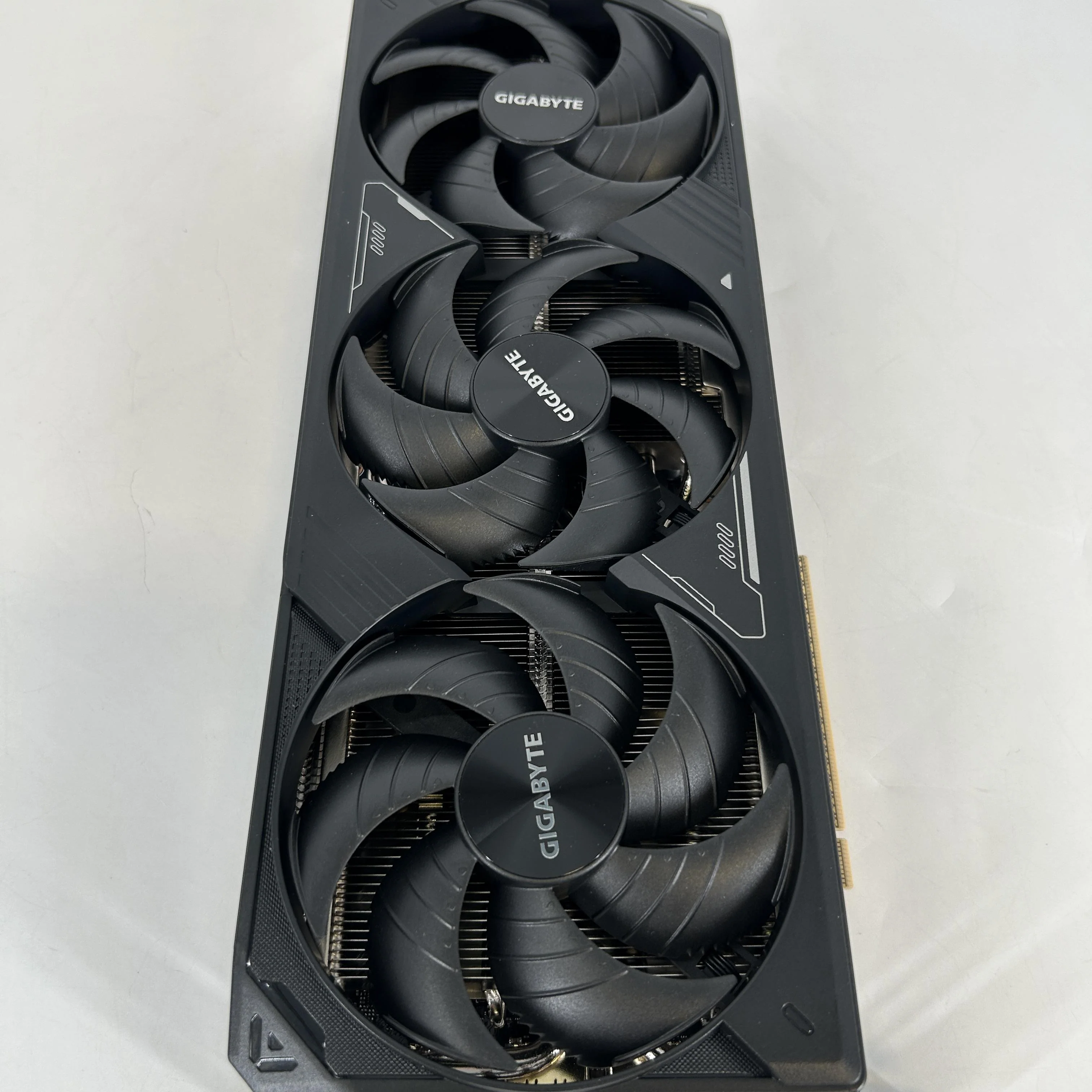 NVIDIA GeForce RTX 5070 Ti 16GB RAM - Image 3