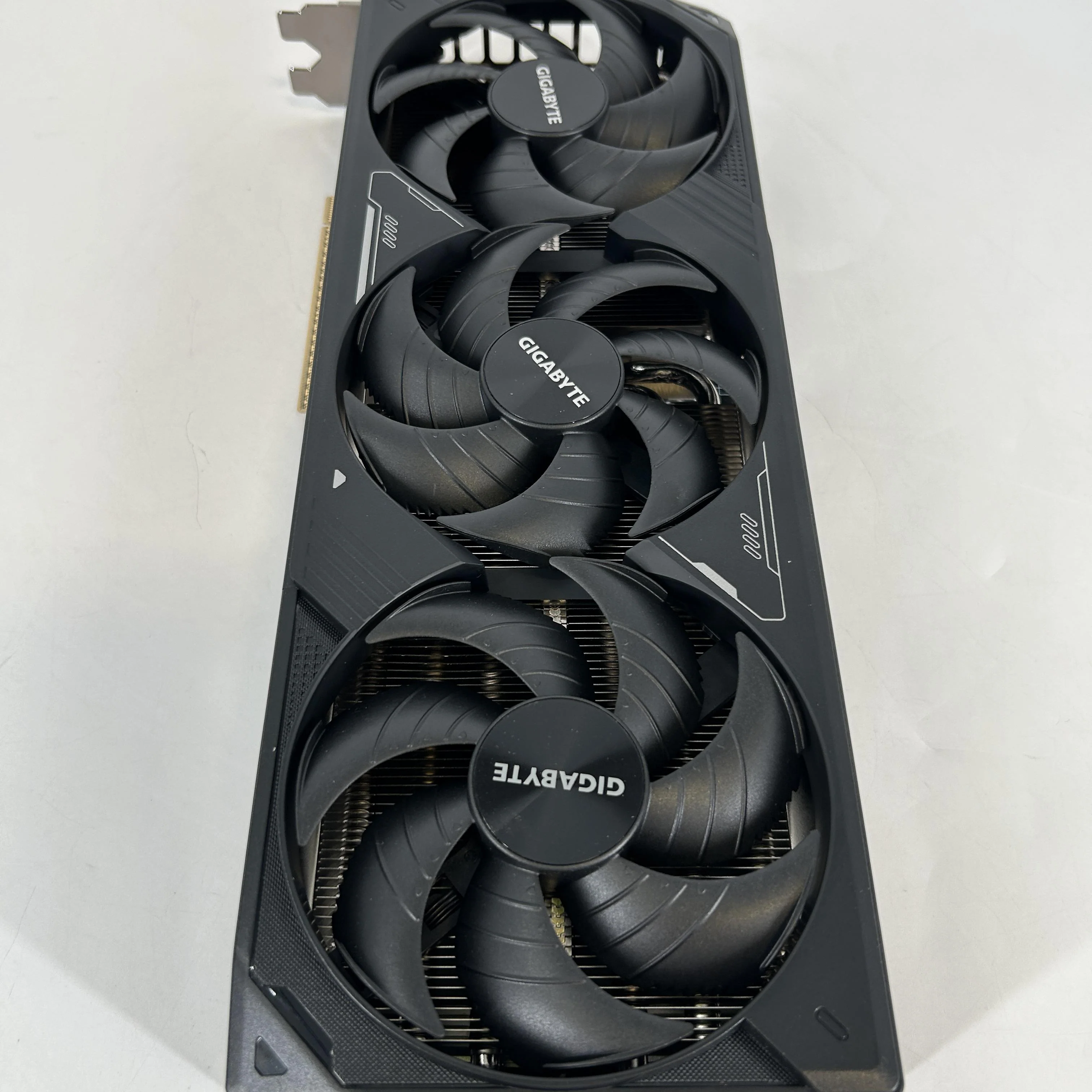 NVIDIA GeForce RTX 5070 Ti 16GB RAM - Image 4