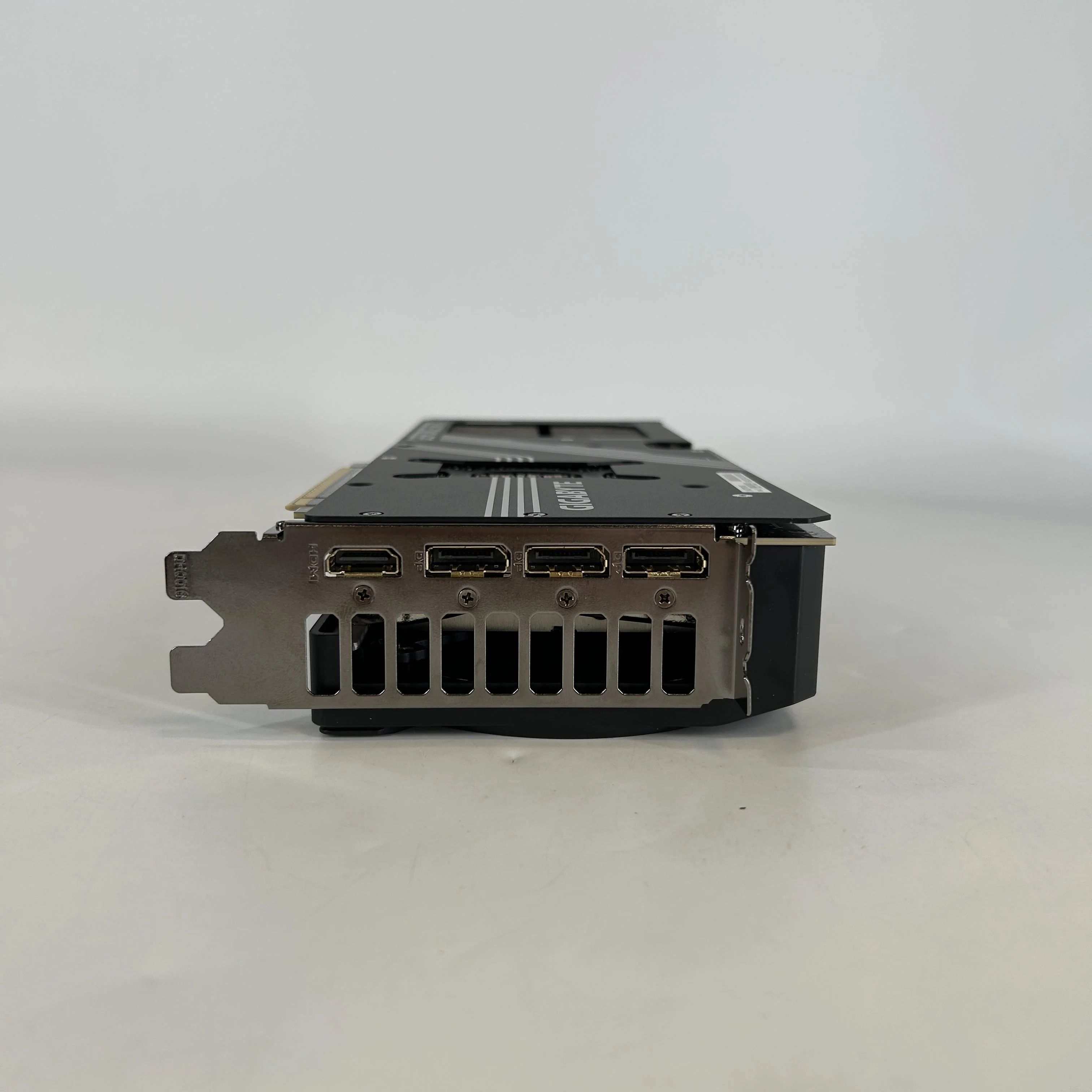 NVIDIA GeForce RTX 5070 Ti 16GB RAM - Image 8