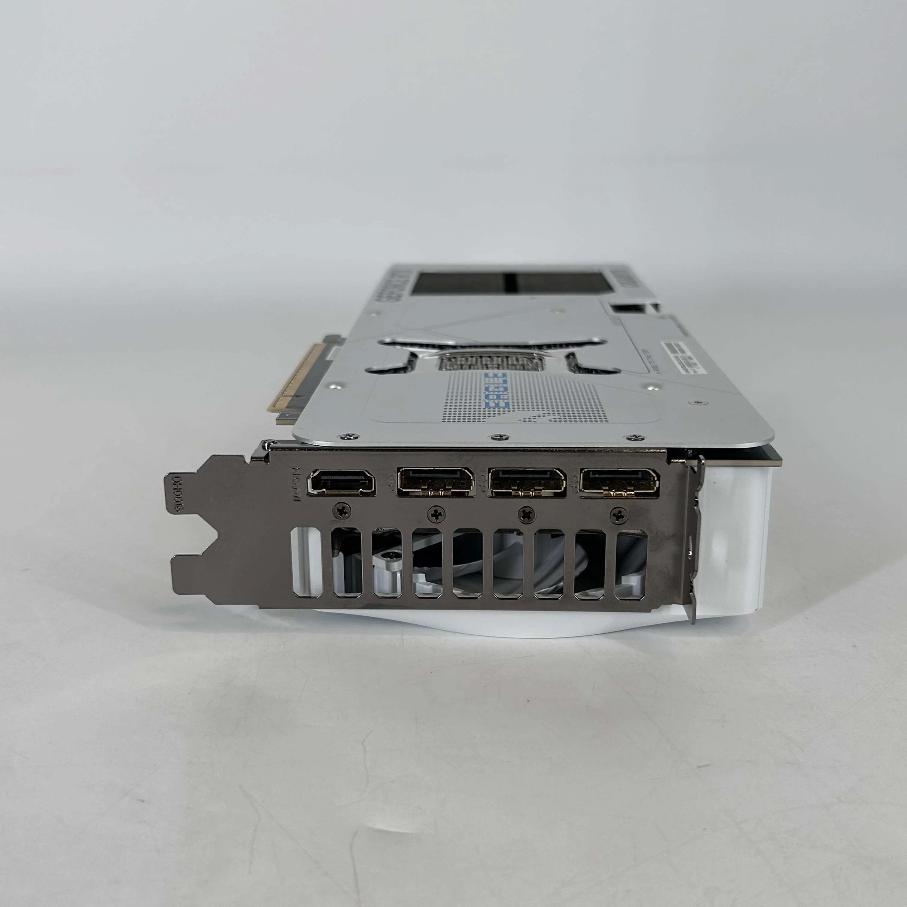 NVIDIA GeForce RTX 5070 Ti 16GB RAM - Image 5