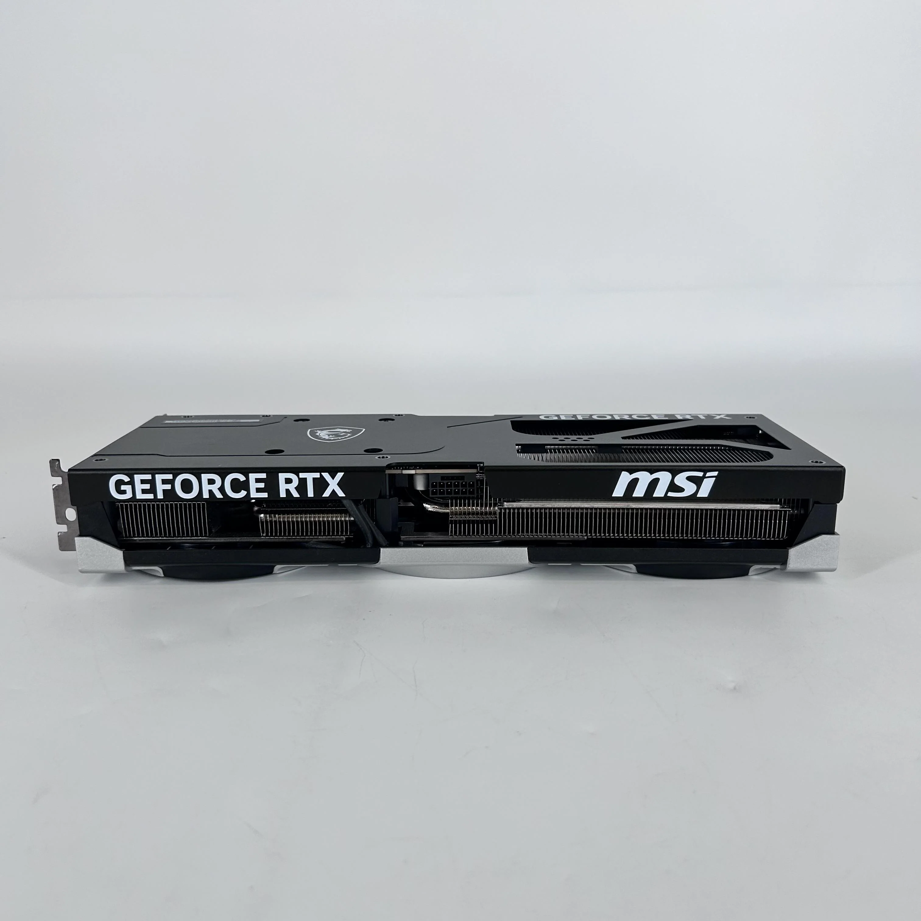 NVIDIA GeForce RTX 5080 16GB RAM - Image 4
