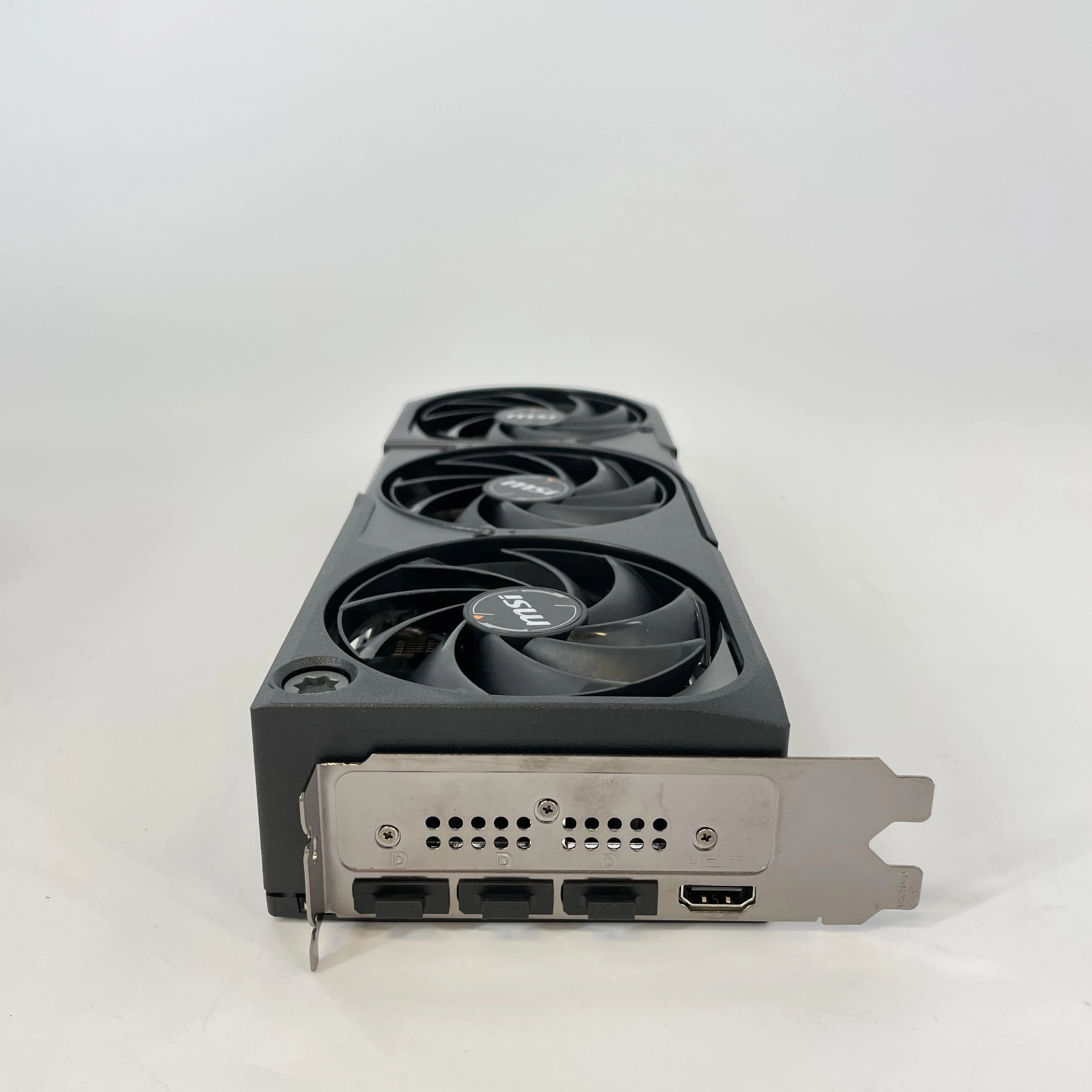 NVIDIA GeForce RTX 5080 16GB RAM - Image 3