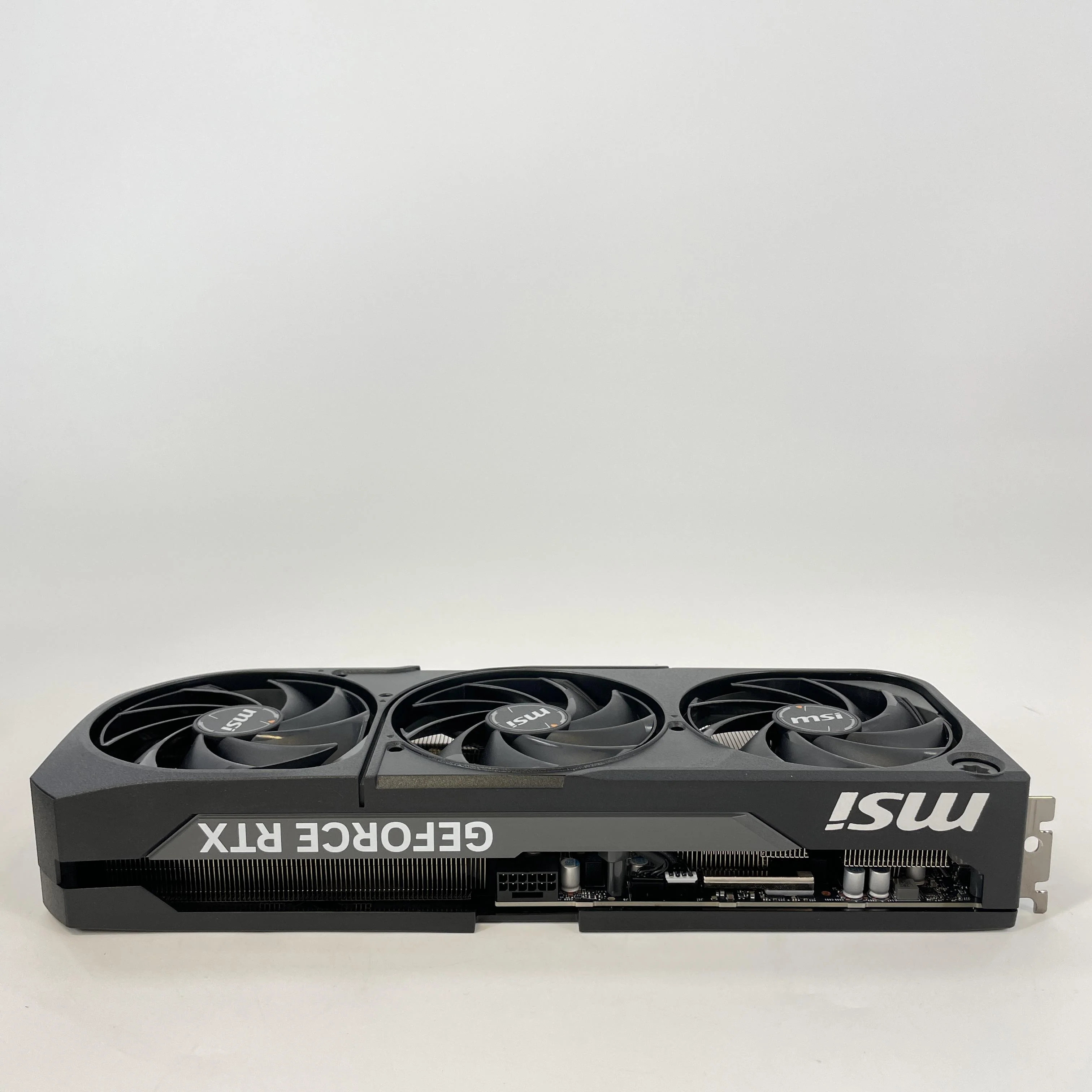 NVIDIA GeForce RTX 5080 16GB RAM - Image 8