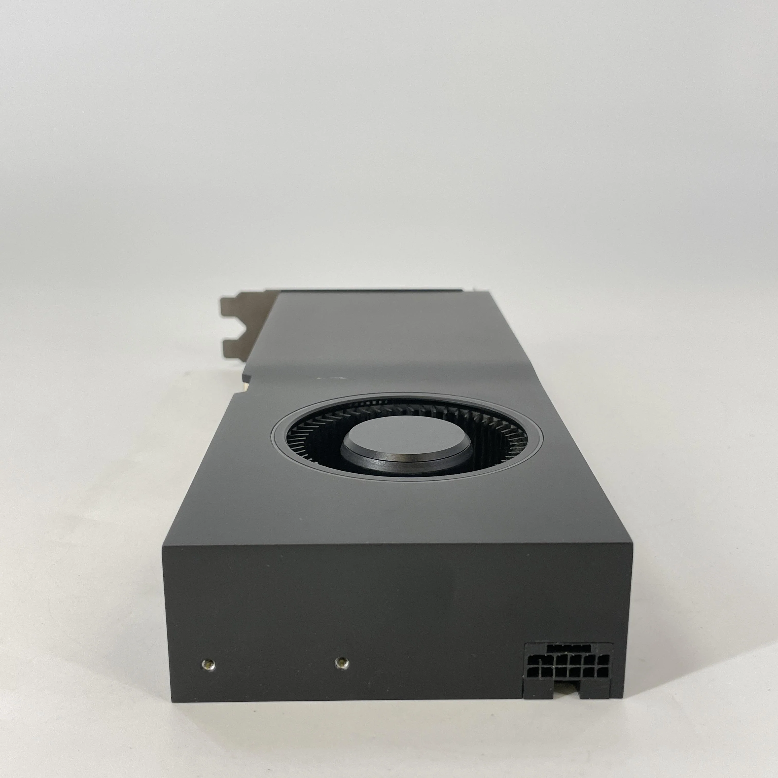 NVIDIA Quadro RTX 5000 Ada 32GB RAM - Image 8
