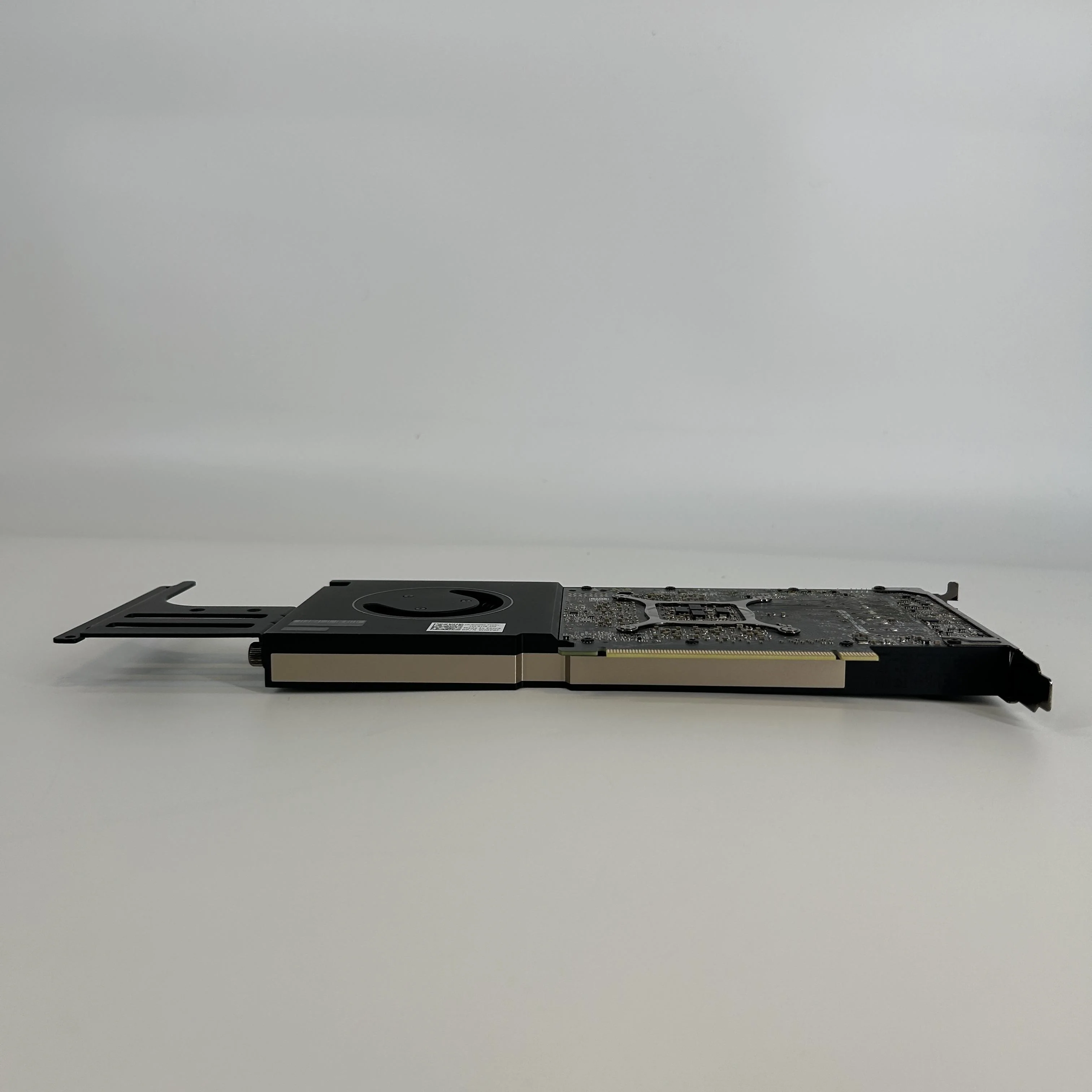 NVIDIA Quadro RTX A4000 16GB RAM - Image 7
