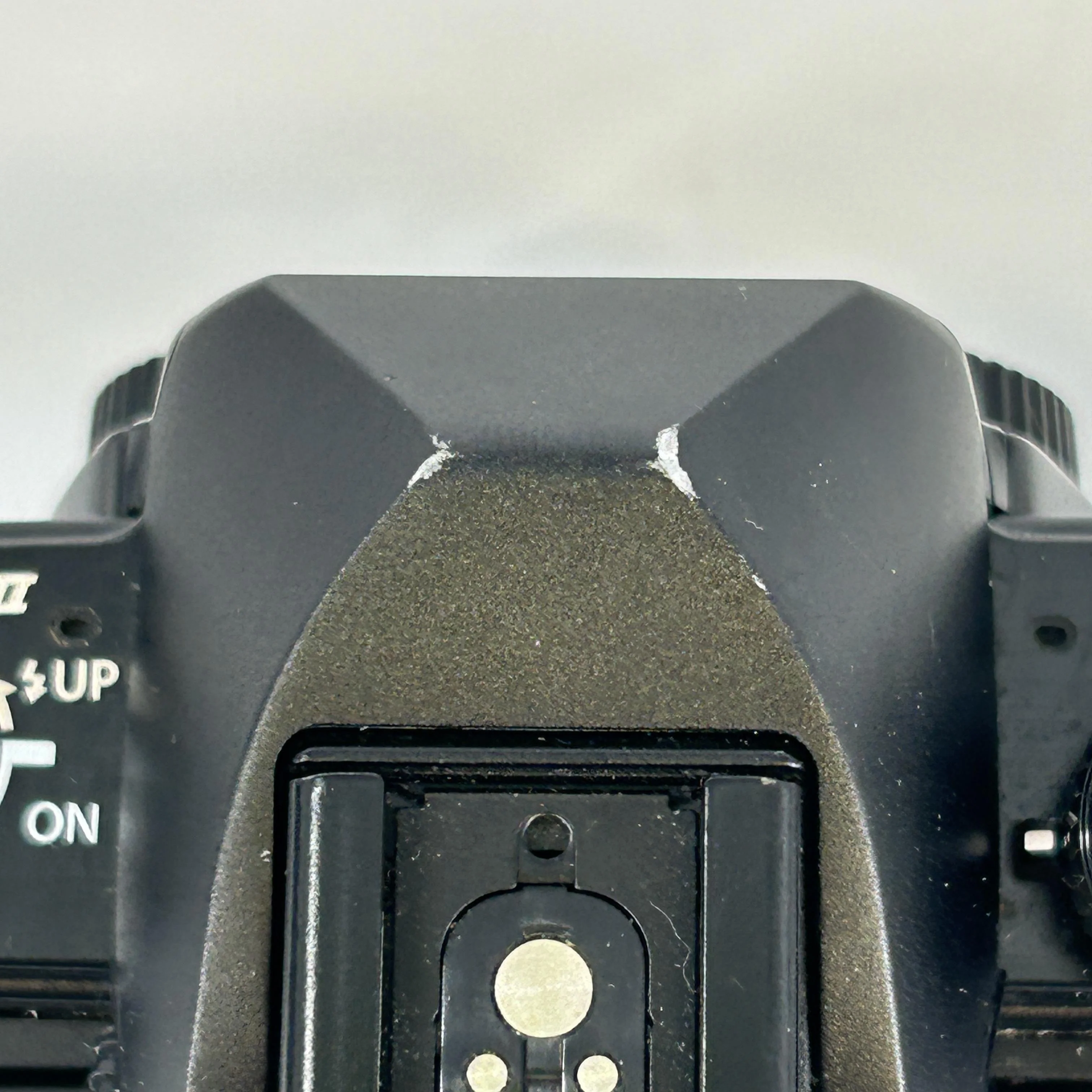 Olympus OM-D E-M10 II 16.1MP Black - Image 8