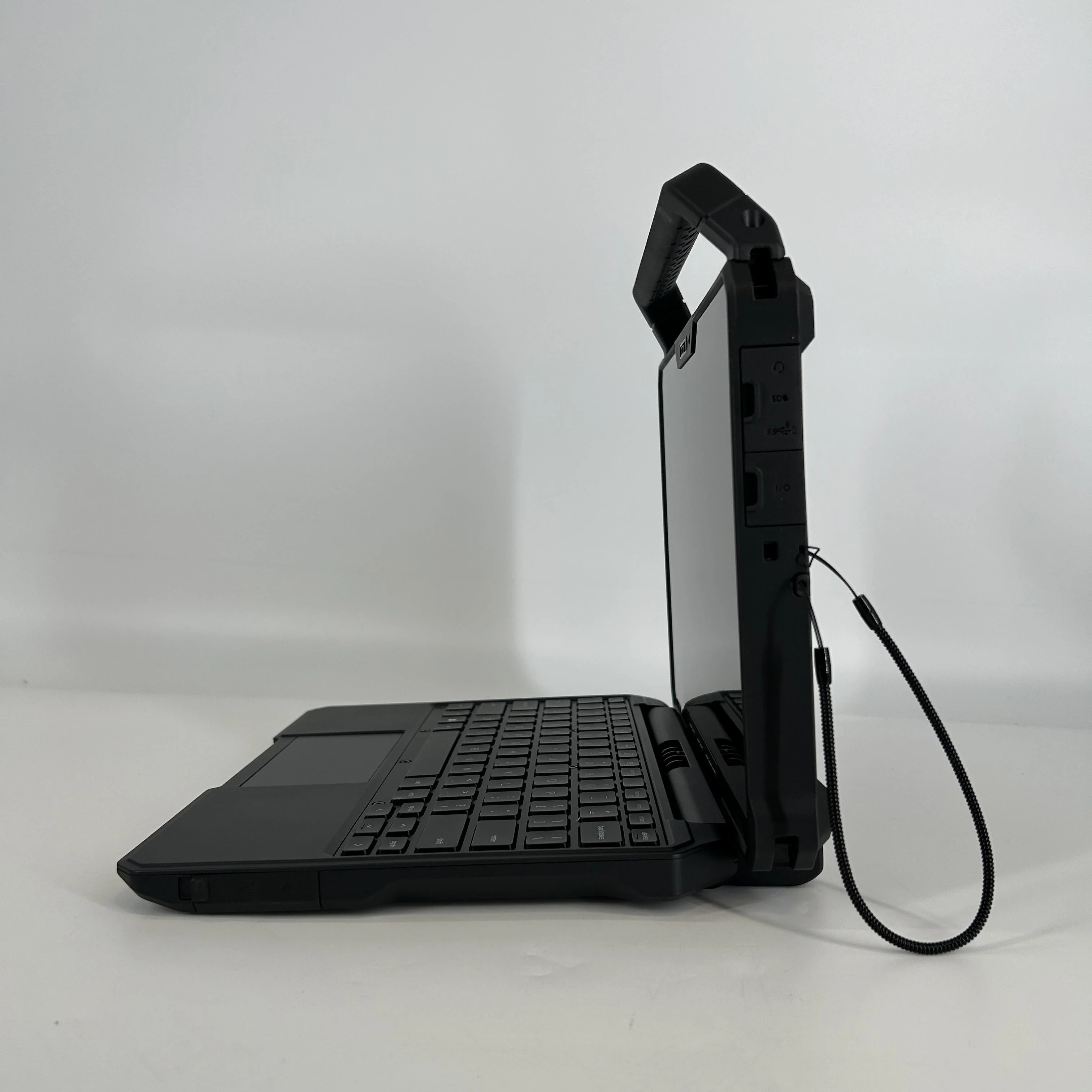 Other 2023 Black 1.1 GHz Intel Core i5 12th Gen. 16GB RAM 256GB Solid State Drive - Image 7