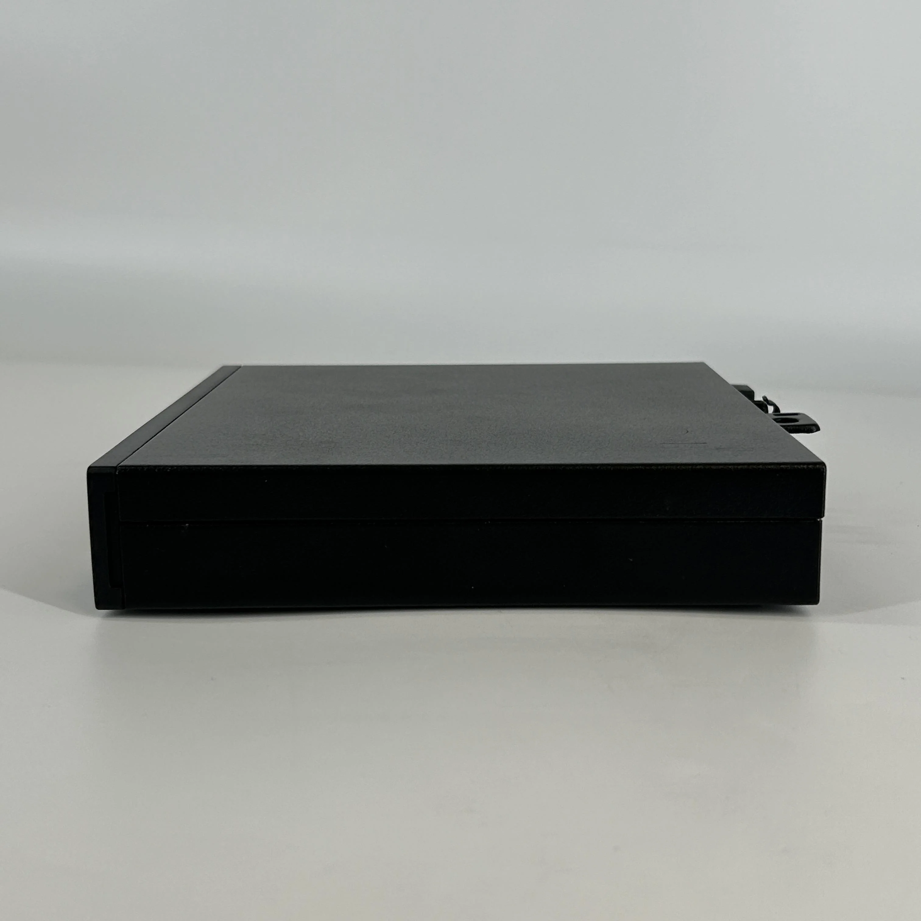 Other 2023 Black 1.6 GHz Intel Core i5 13th Gen. 16GB RAM 256GB Solid State Drive - Image 9