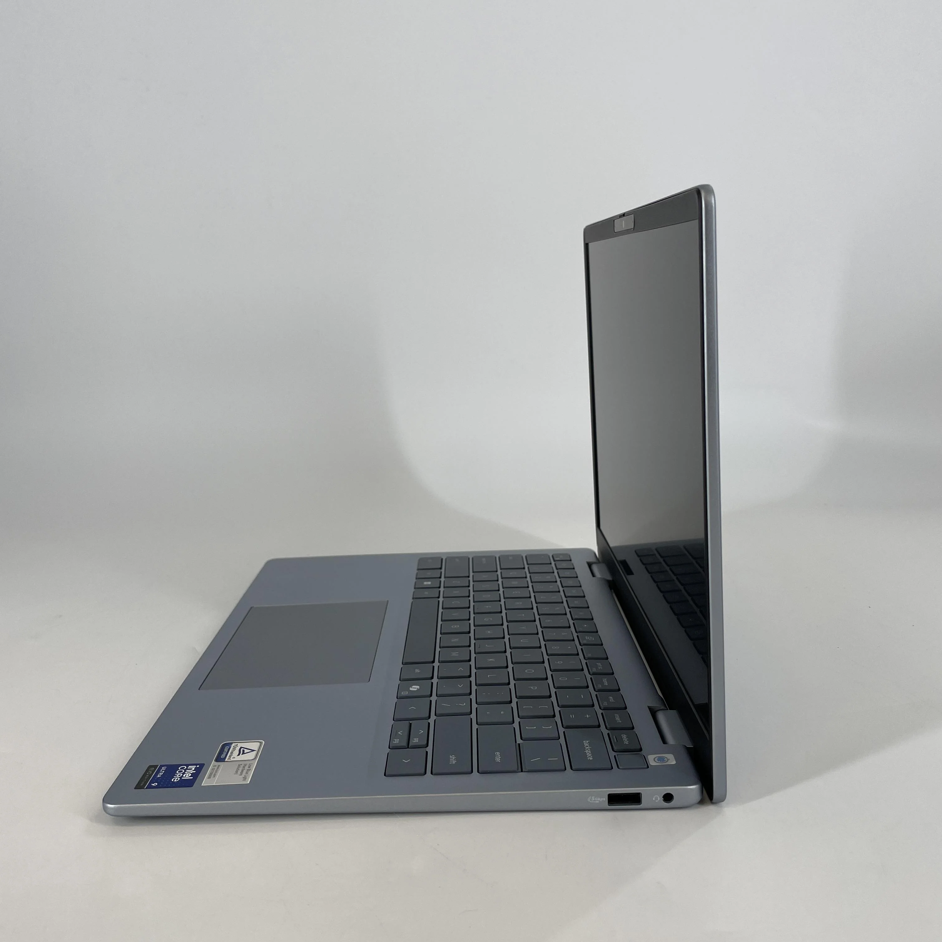 Other 2023 Silver 3.3 GHz Intel Core Ultra 9 Series 2 32GB RAM 1TB Solid State Drive - Image 4