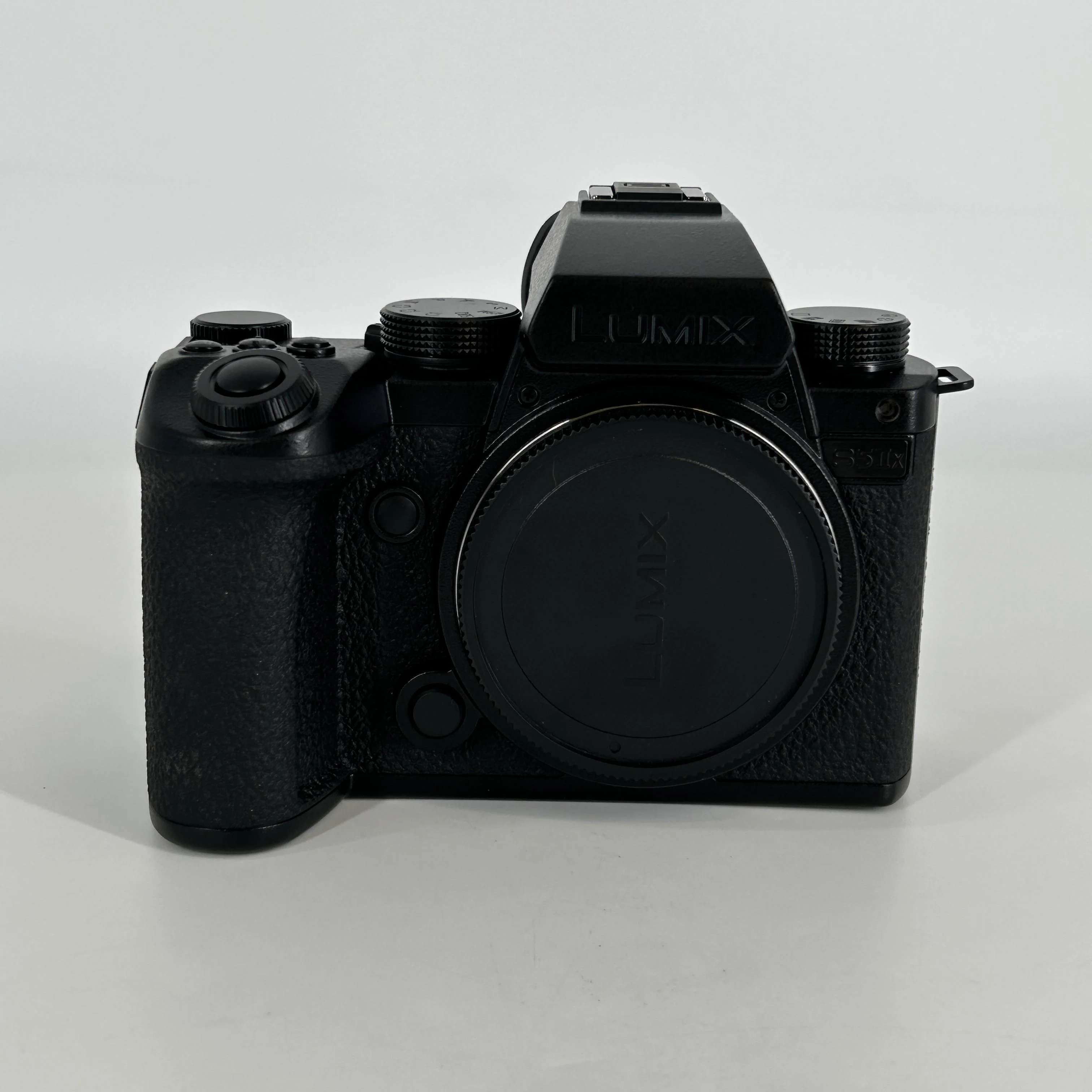 Panasonic Lumix S5 IIX 24.2MP Black - Image 2