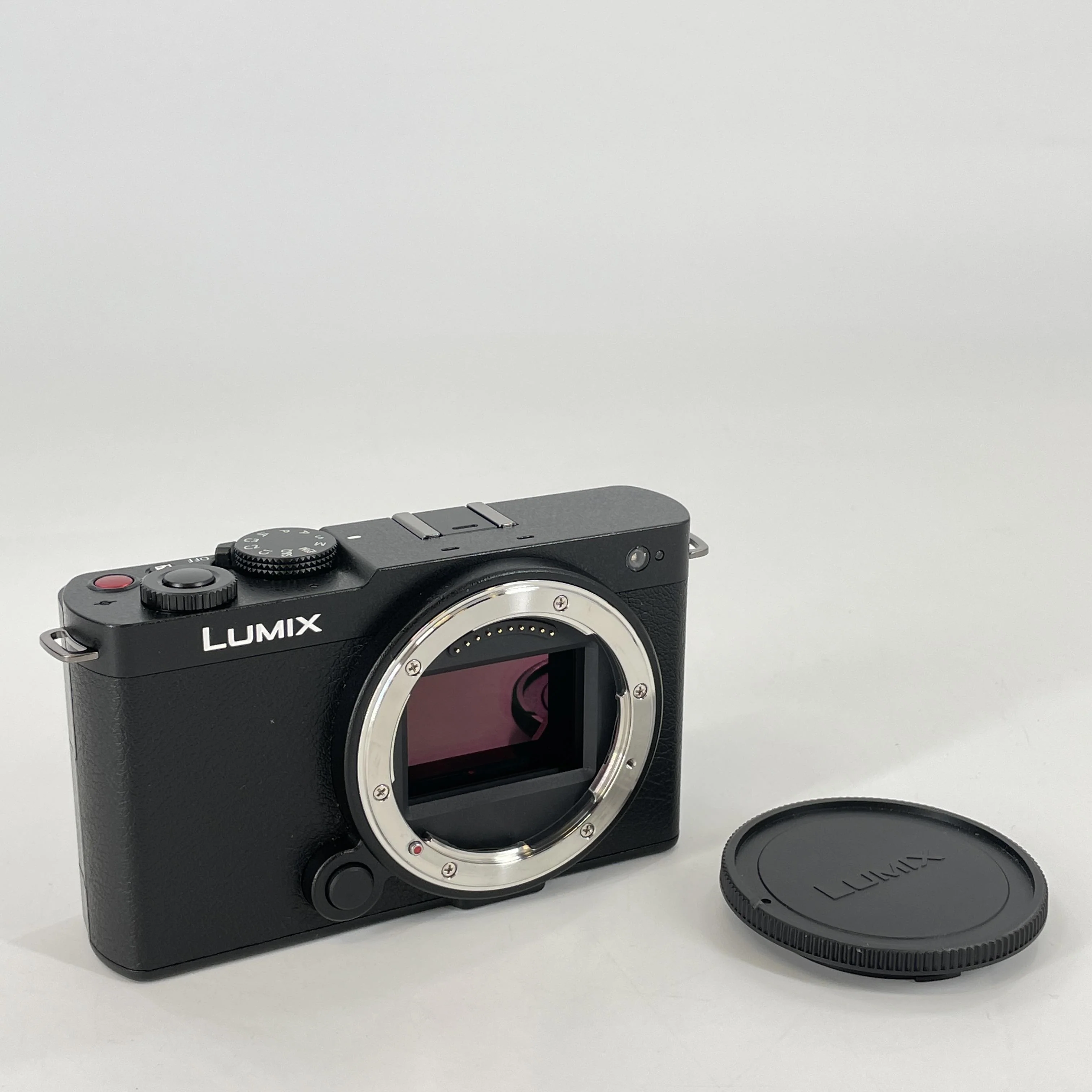 Panasonic Lumix S9 24.2MP Black - Image 2