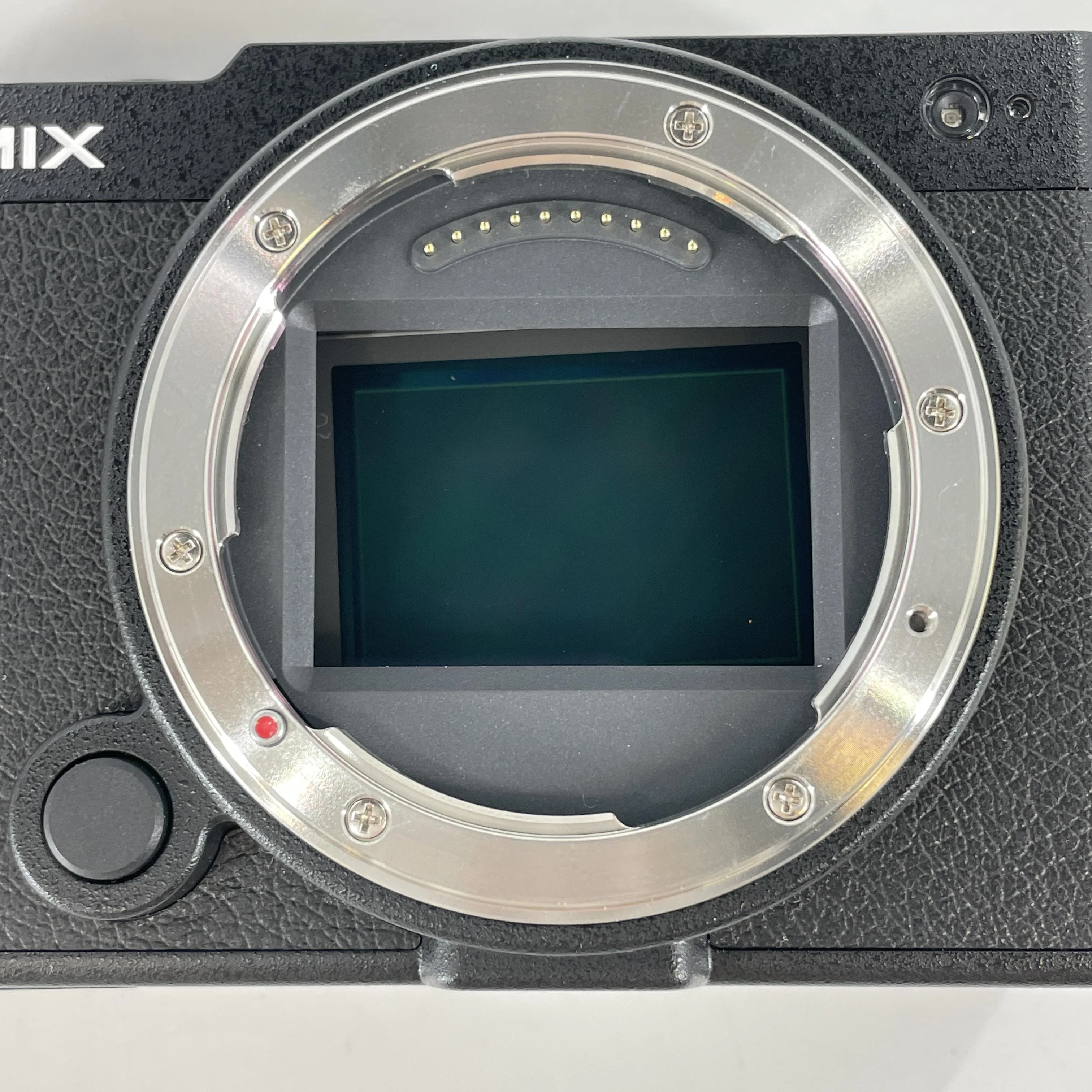 Panasonic Lumix S9 24.2MP Black - Image 3