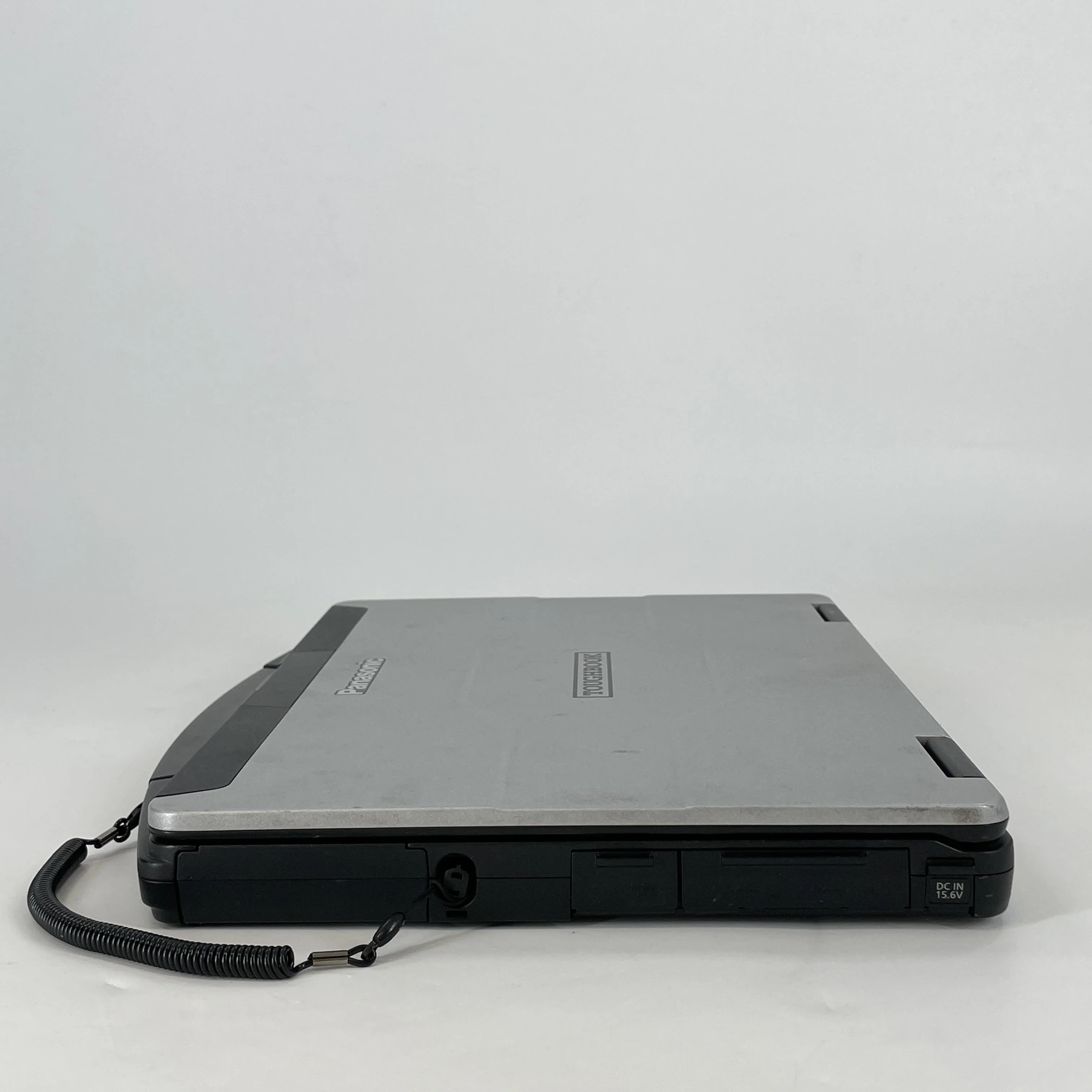 Panasonic Toughbook FZ-55 14 Silver 1.6 GHz Intel Core i5 8th Gen. 16GB RAM 512GB Solid State Drive - Image 12