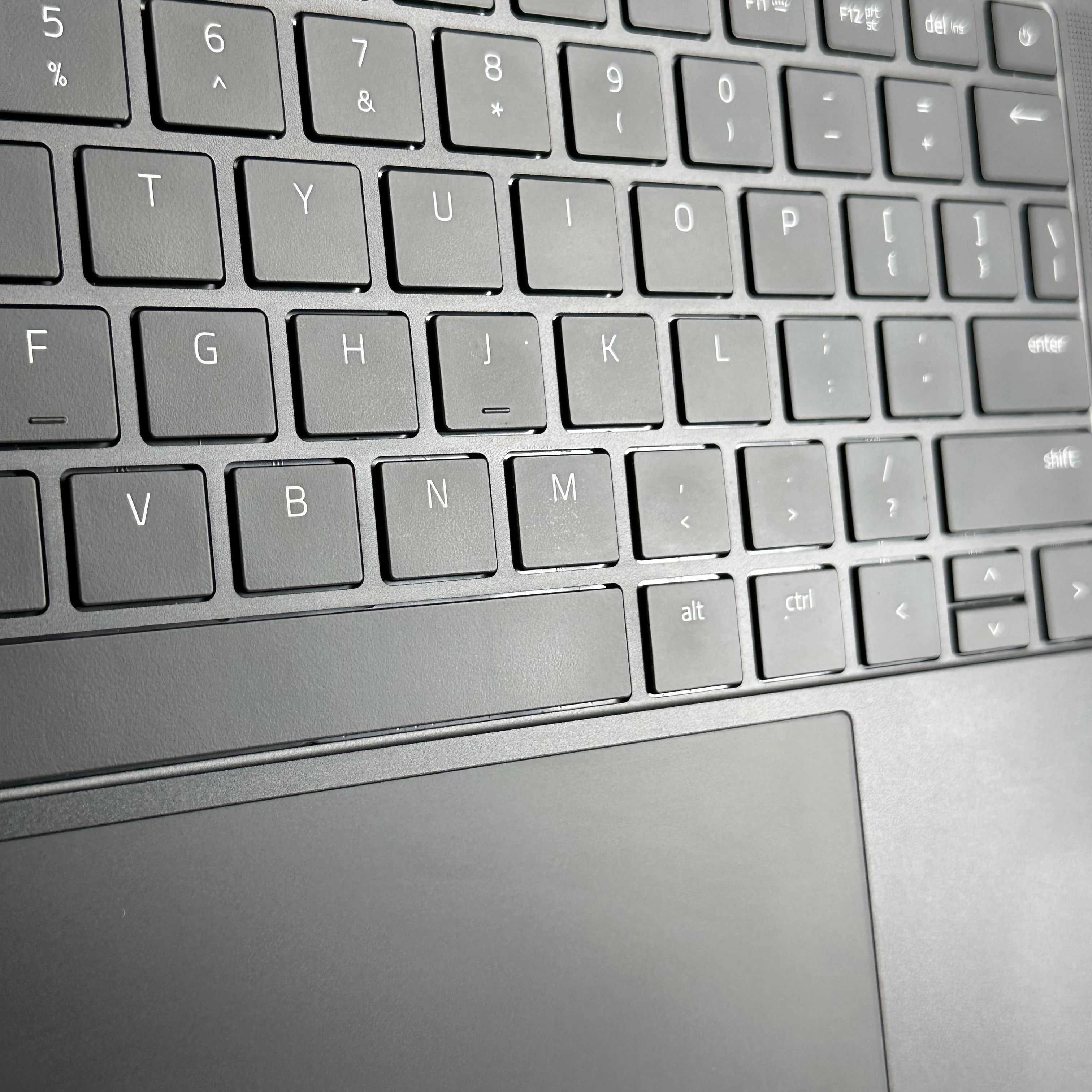 Razer Blade 14 2024 Black 4.0 GHz AMD Ryzen 9 8945HS 32GB RAM 1TB Solid State Drive NVIDIA GeForce RTX 4070 8 GB - Image 11