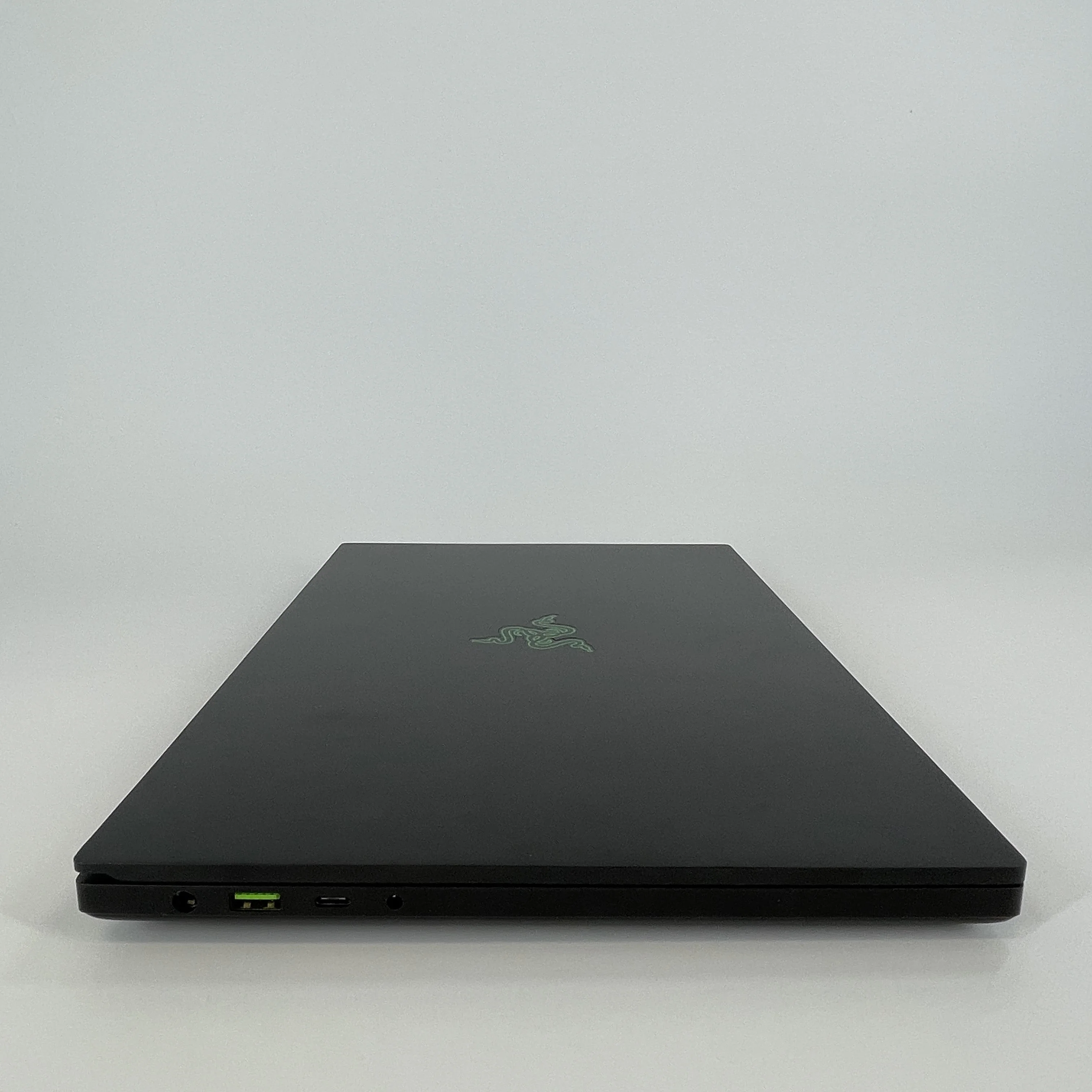 Razer Blade 15 Base 2020 Black 2.6 GHz Intel Core i7 10th Gen. 16GB RAM 256GB Solid State Drive NVIDIA GeForce GTX 1660 Ti 6 GB - Image 10