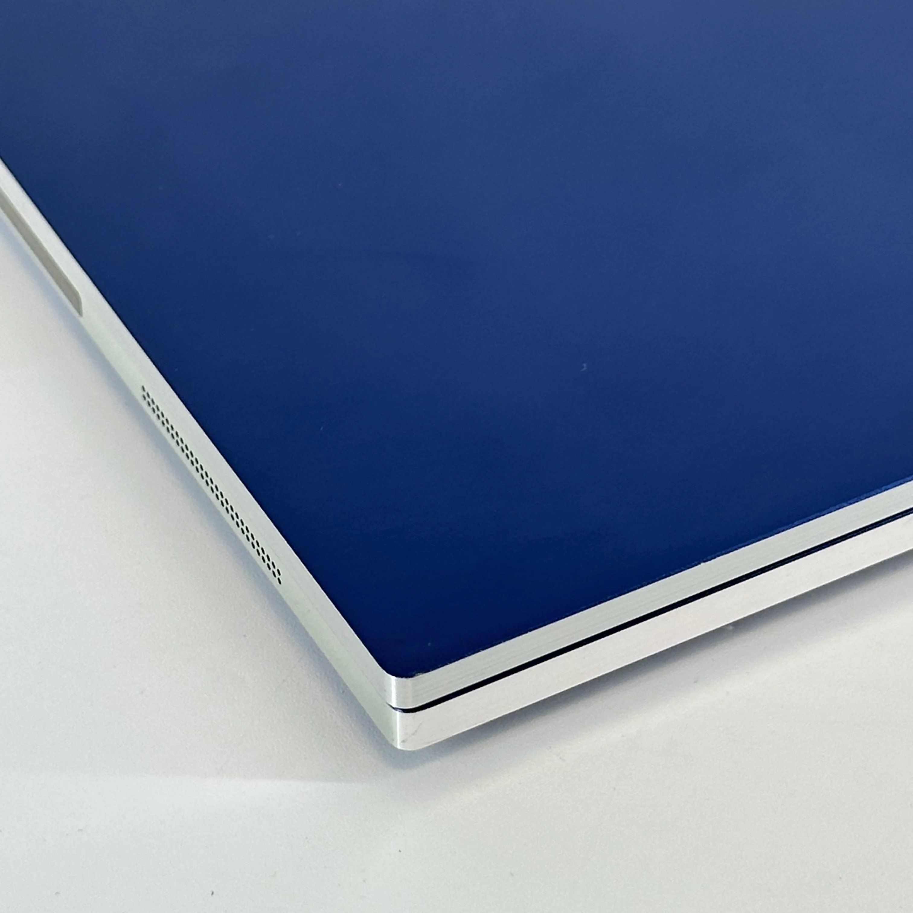 Samsung Galaxy Book Flex 15.6 Blue 1.3 GHz Intel Core i7 10th Gen. 12GB RAM 512GB Solid State Drive - Image 14