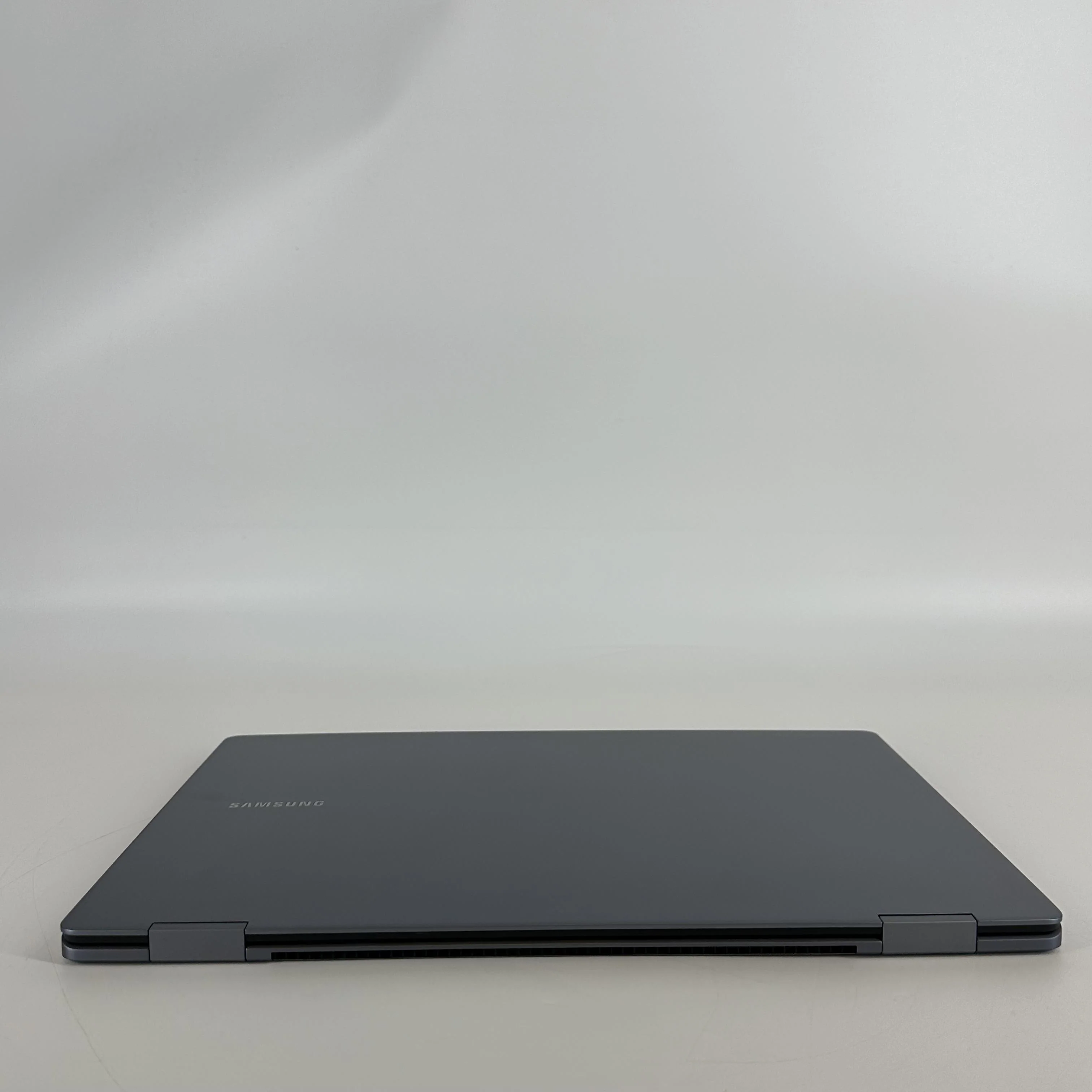 Samsung Galaxy Book4 Pro 360 16 Gray 3.8 GHz Intel Core Ultra 7 16GB RAM 1TB Solid State Drive - Image 9