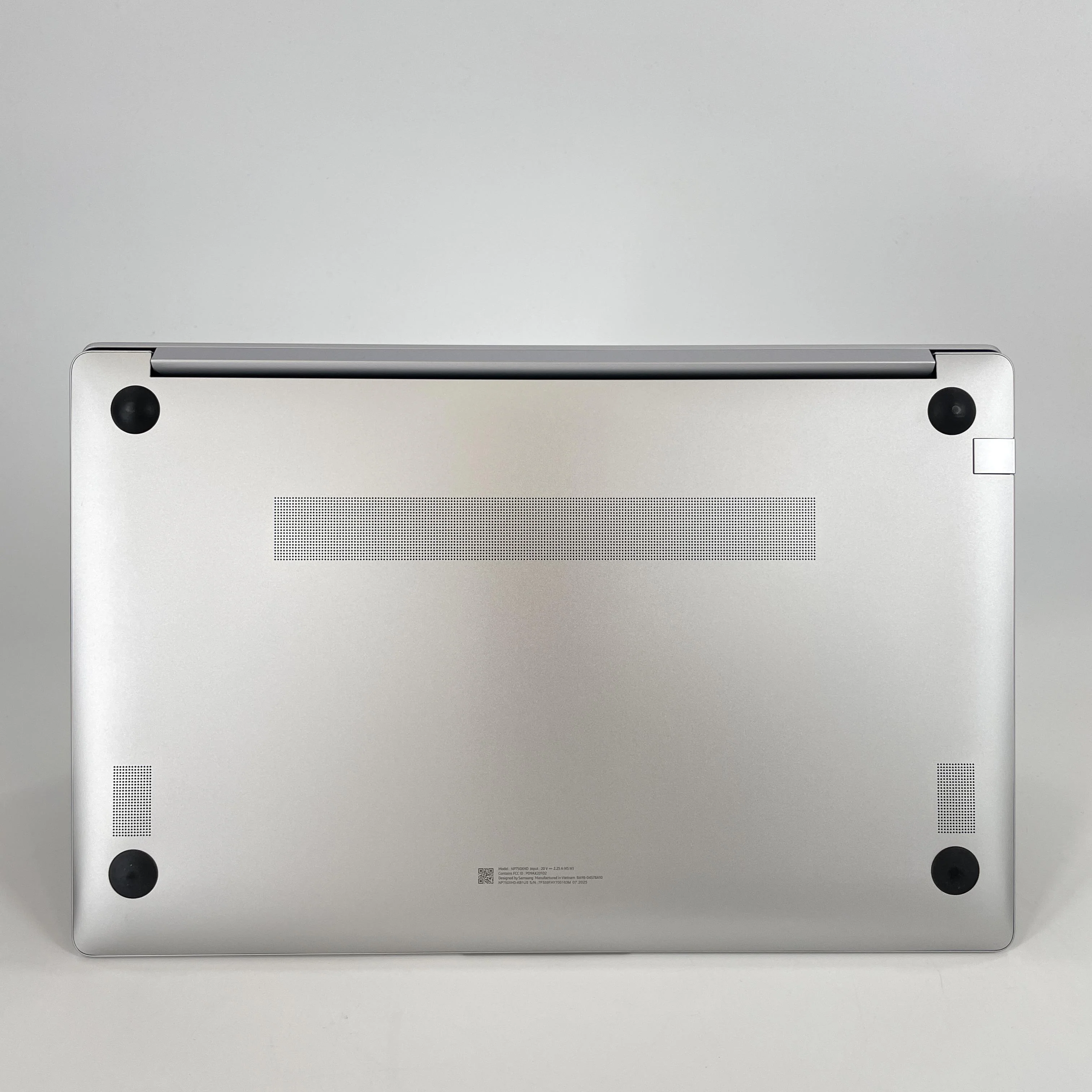 Samsung Galaxy Book5 15.6 Silver 2.0 GHz Intel Core Ultra 7 Series 2 16GB RAM 512GB Solid State Drive - Image 7