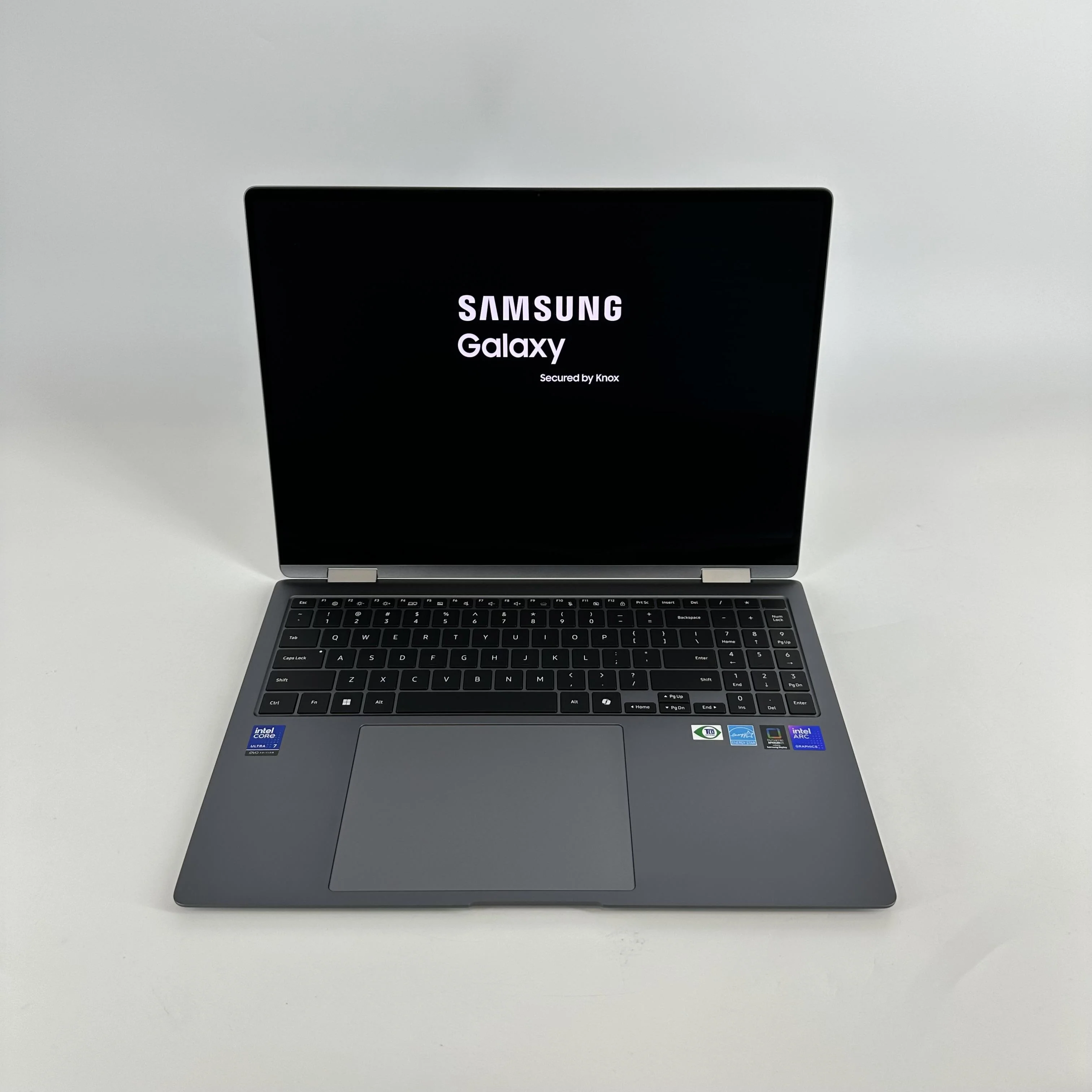Samsung Galaxy Book5 Pro 16 Gray 2.2 GHz Intel Core Ultra 7 Series 2 32GB RAM 1TB Solid State Drive