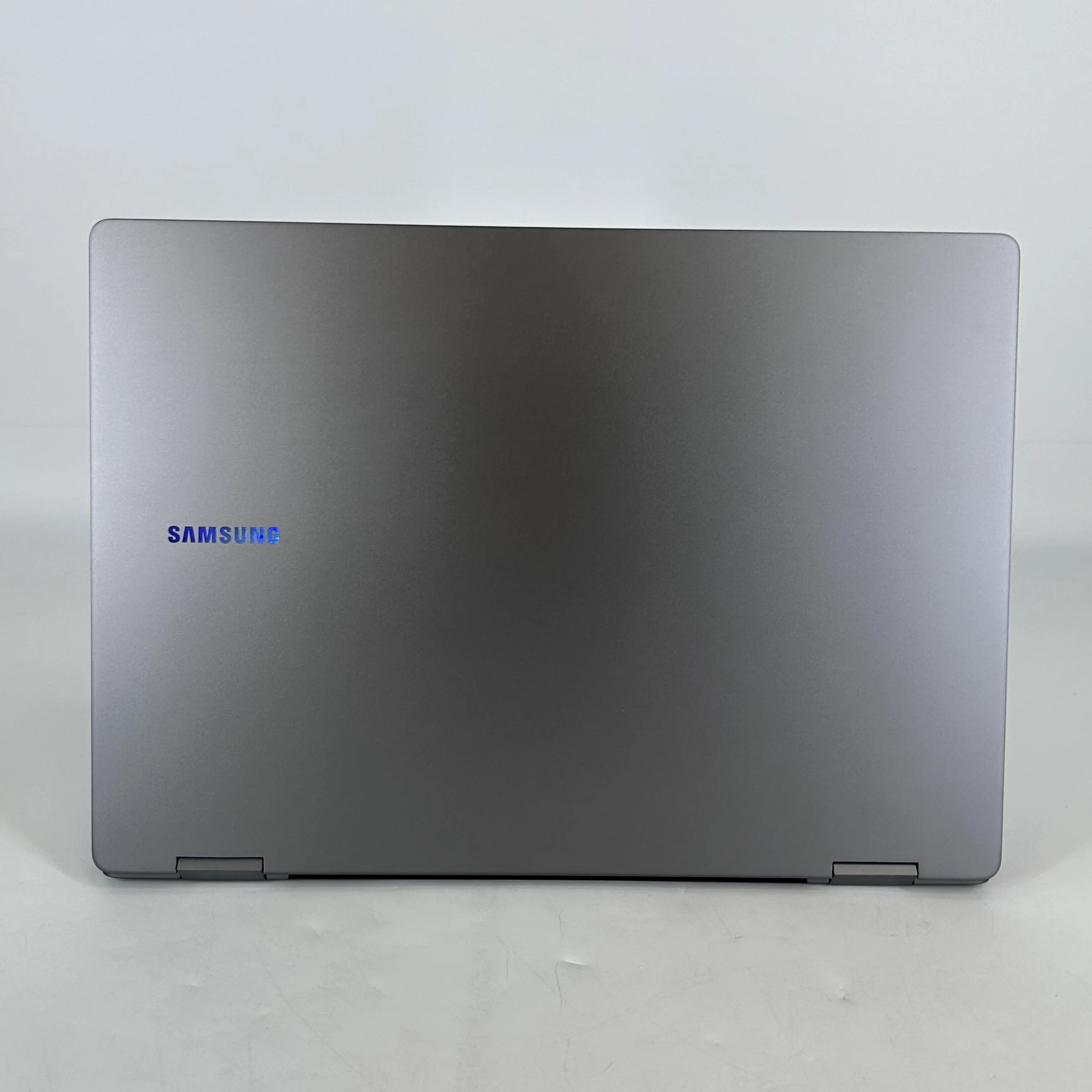 Samsung Galaxy Book5 Pro 360 16 Gray 2.2 GHz Intel Core Ultra 7 Series 2 16GB RAM 1TB Solid State Drive - Image 5