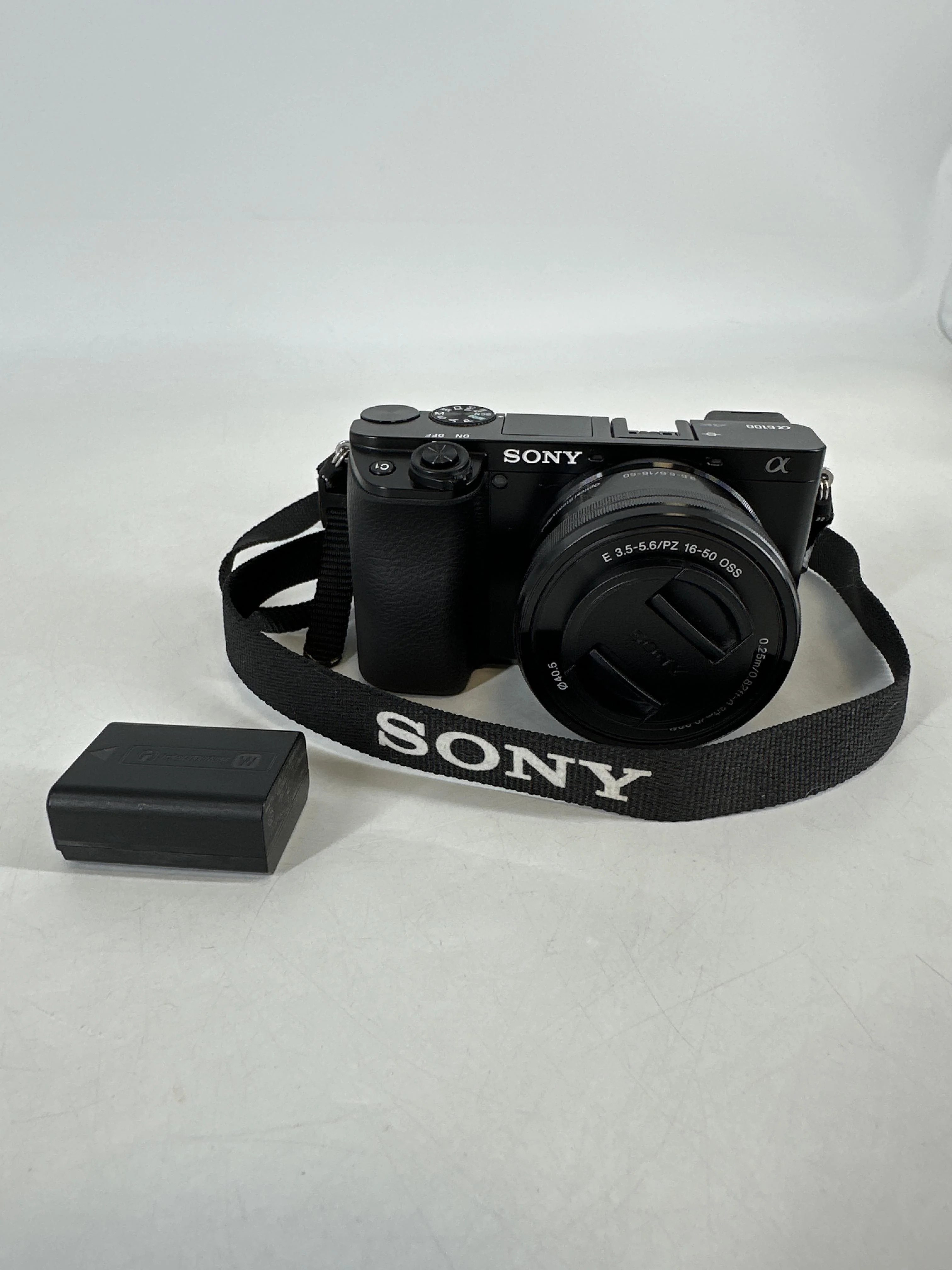 Sony Alpha 6100 24.2MP Black - Image 8