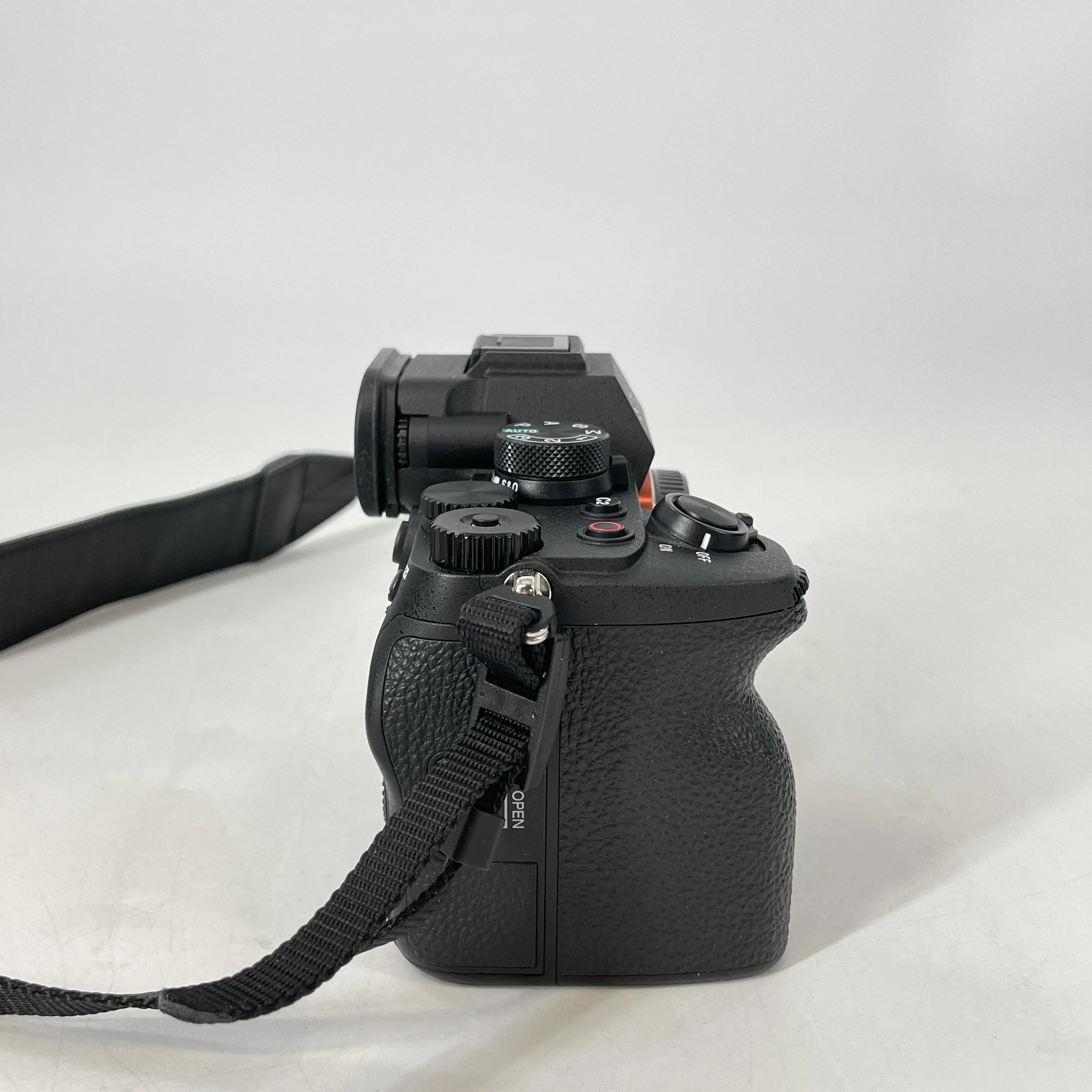 Sony Alpha 7 IV 33MP Black - Image 3
