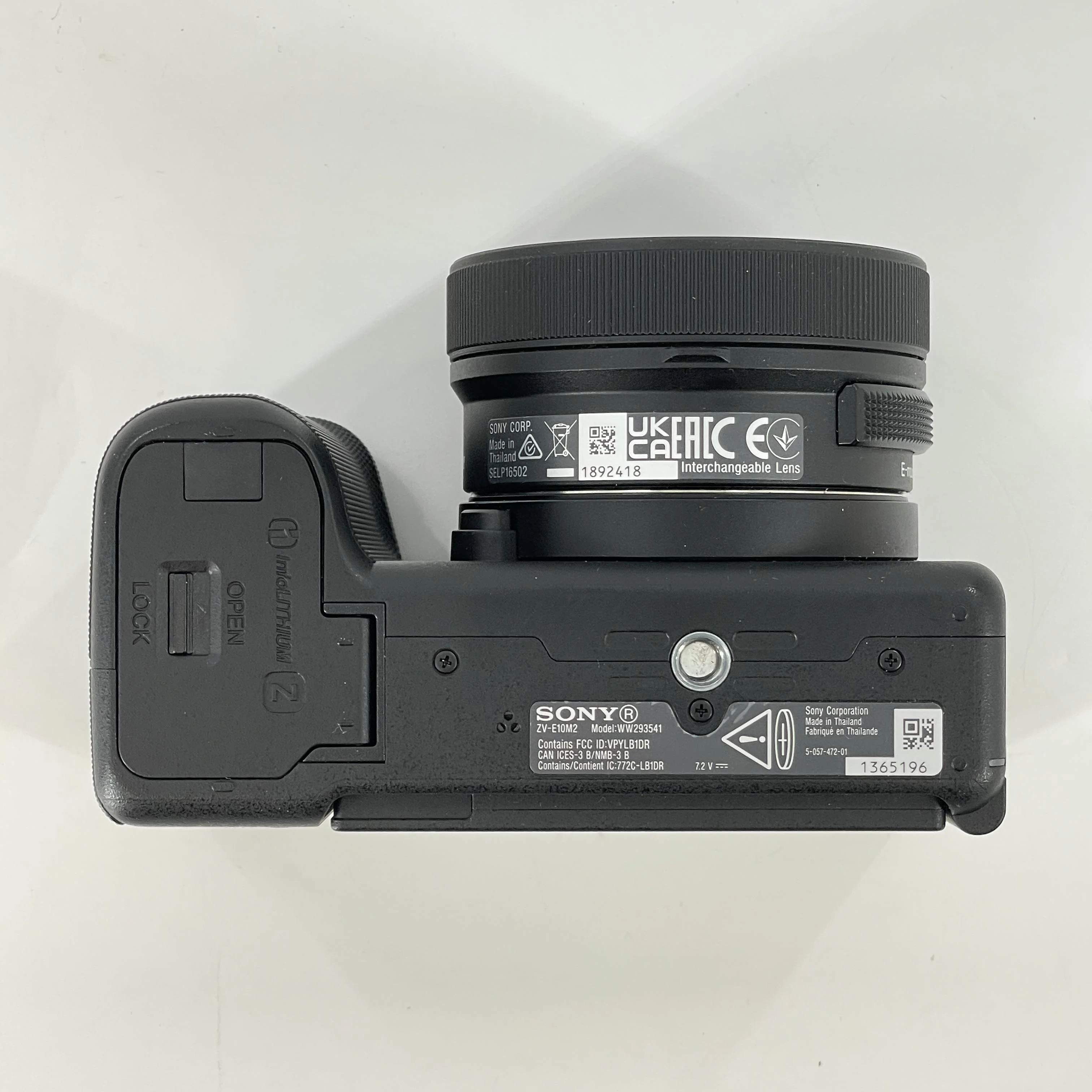 Sony Alpha ZV-E10 II w/ 16-50mm lens Black - Image 12