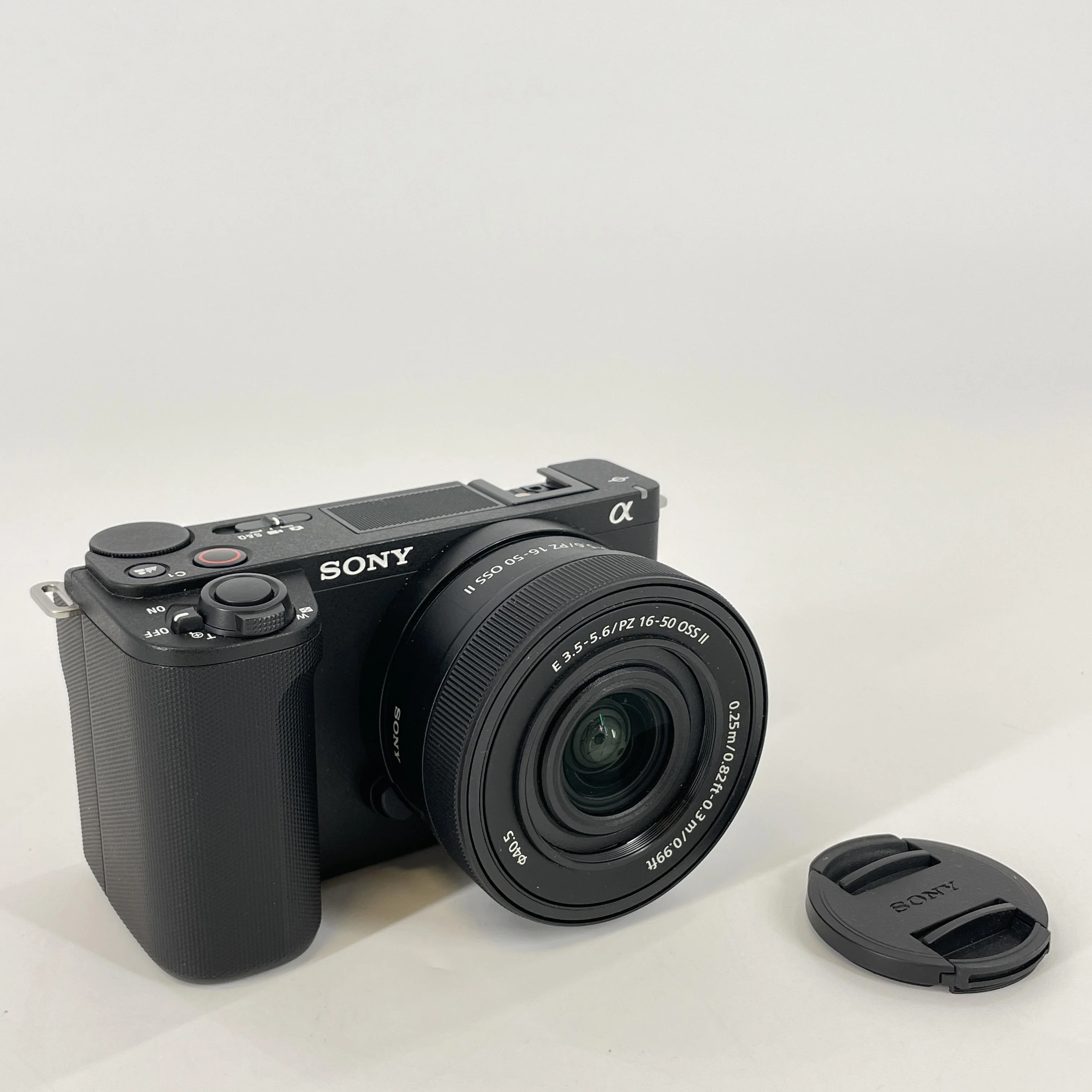 Sony Alpha ZV-E10 II w/ 16-50mm lens Black - Image 2