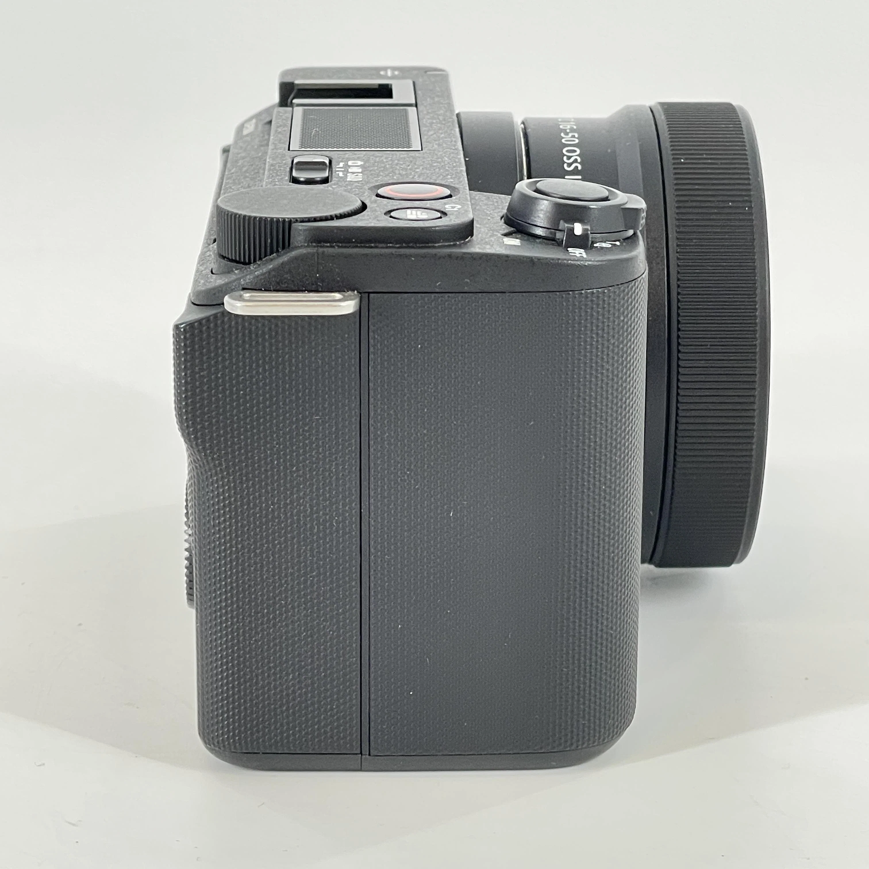 Sony Alpha ZV-E10 II w/ 16-50mm lens Black - Image 4