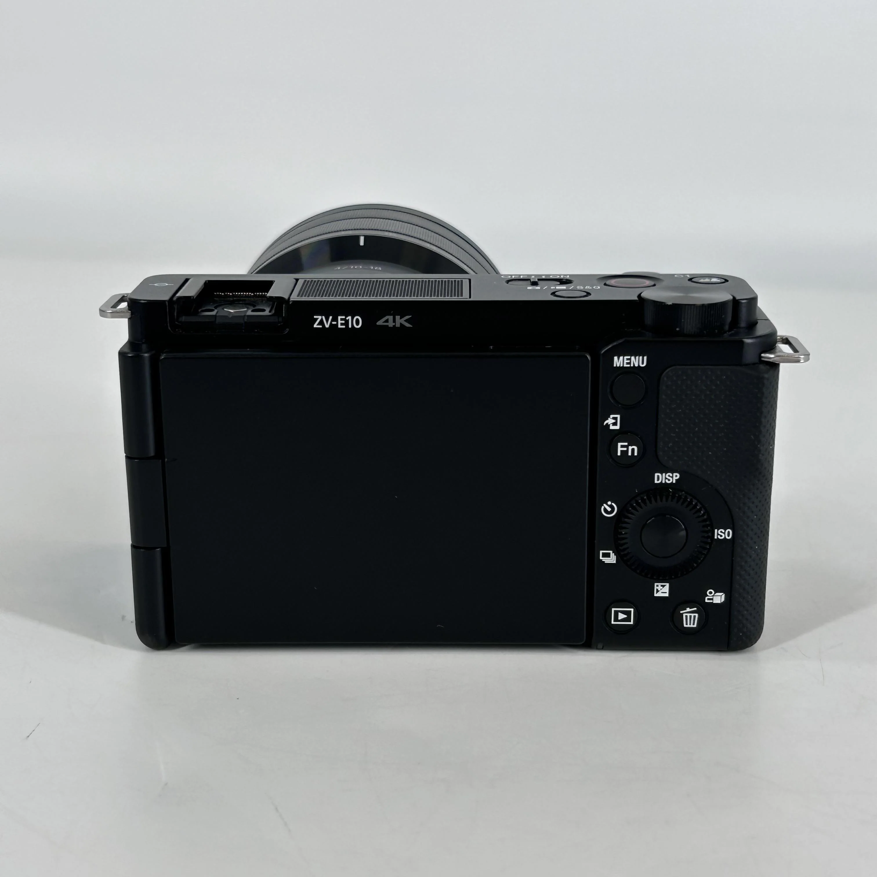 Sony Alpha ZV-E10 w/ E 10-18mm Black - Image 4