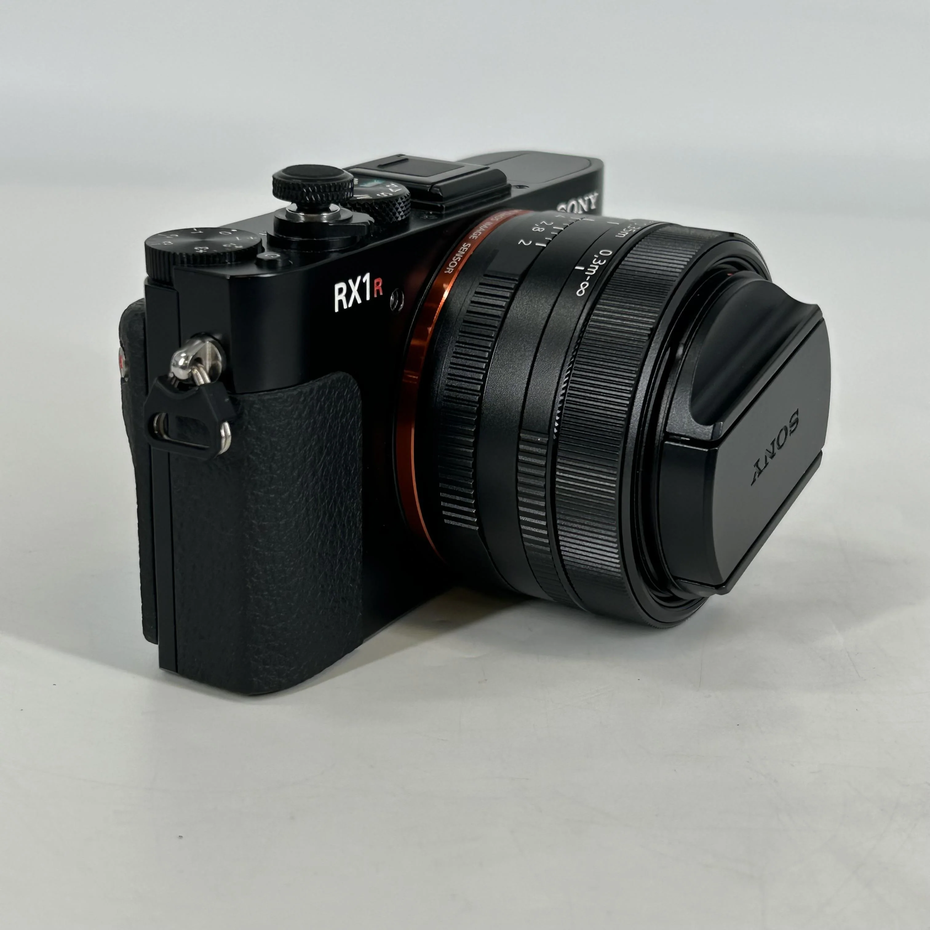 Sony Cyber-Shot RX1R Bundle 24.3MP Black - Image 3