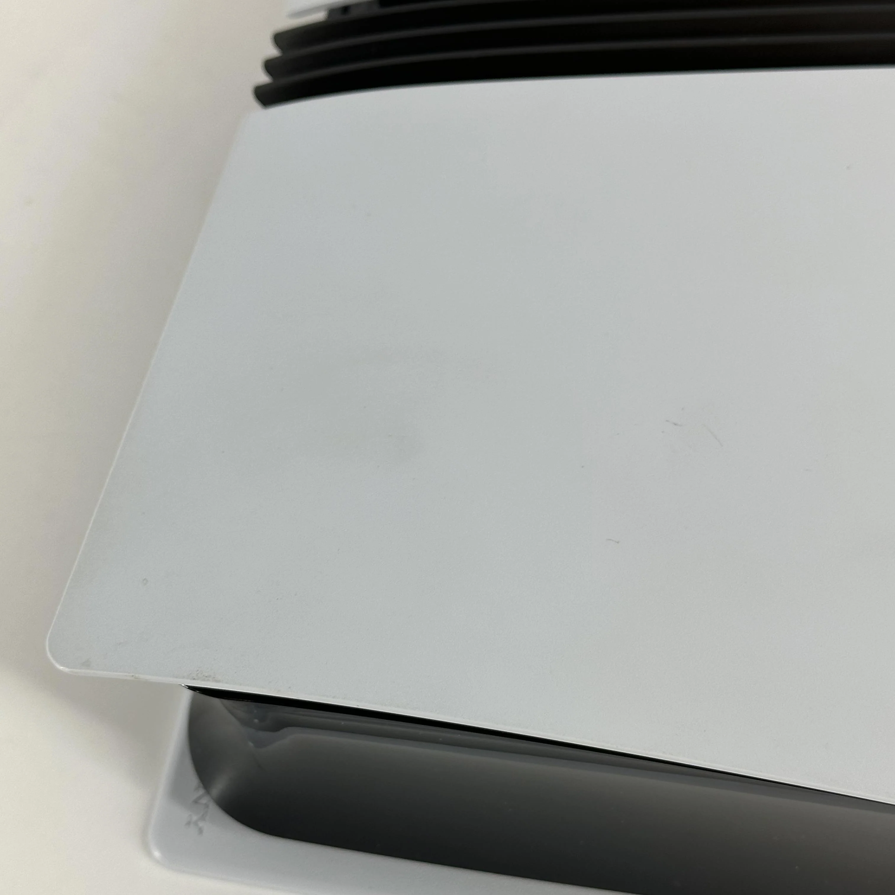 Sony PlayStation 5 Pro White 2TB - Image 11