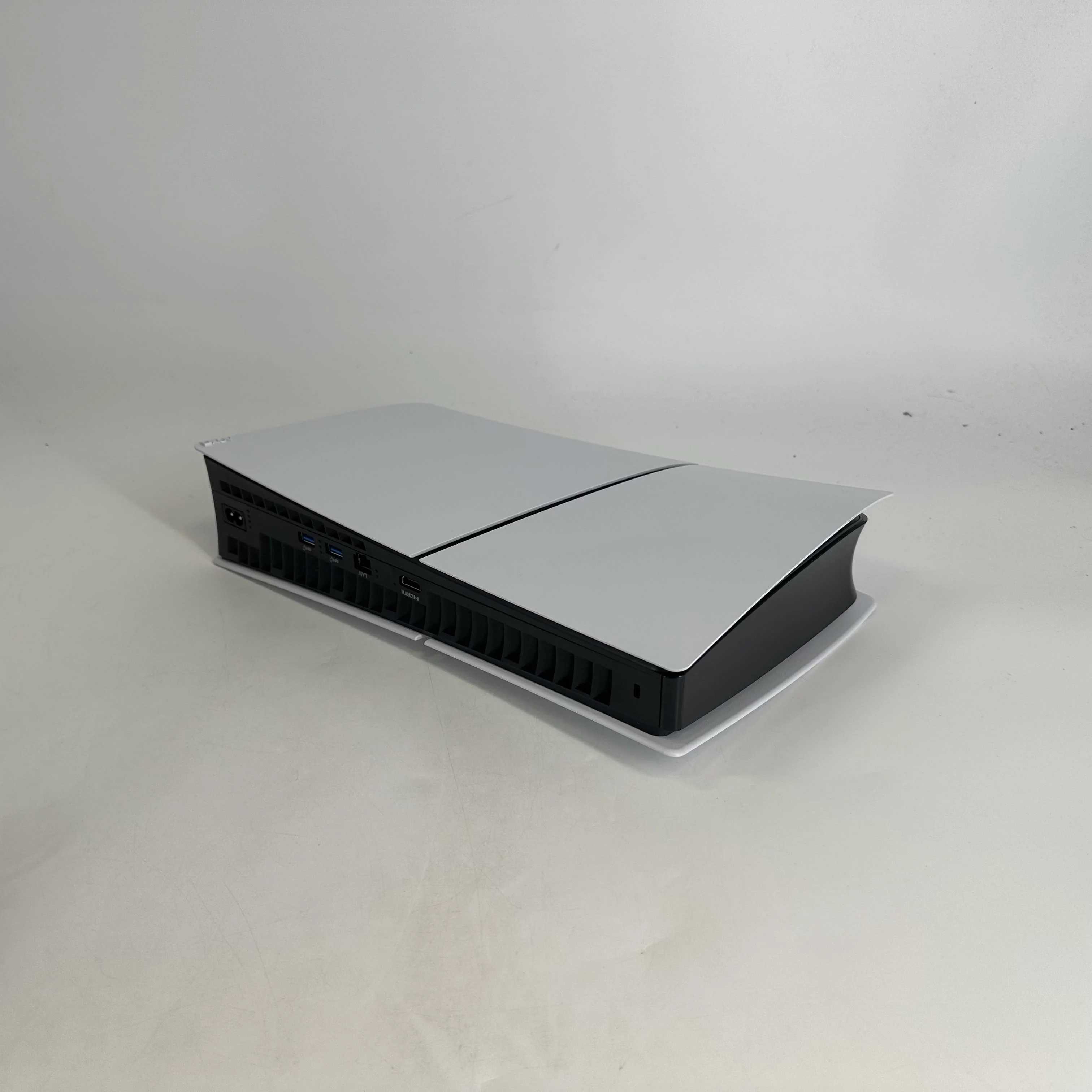 Sony PlayStation 5 Slim White 1TB - Image 20