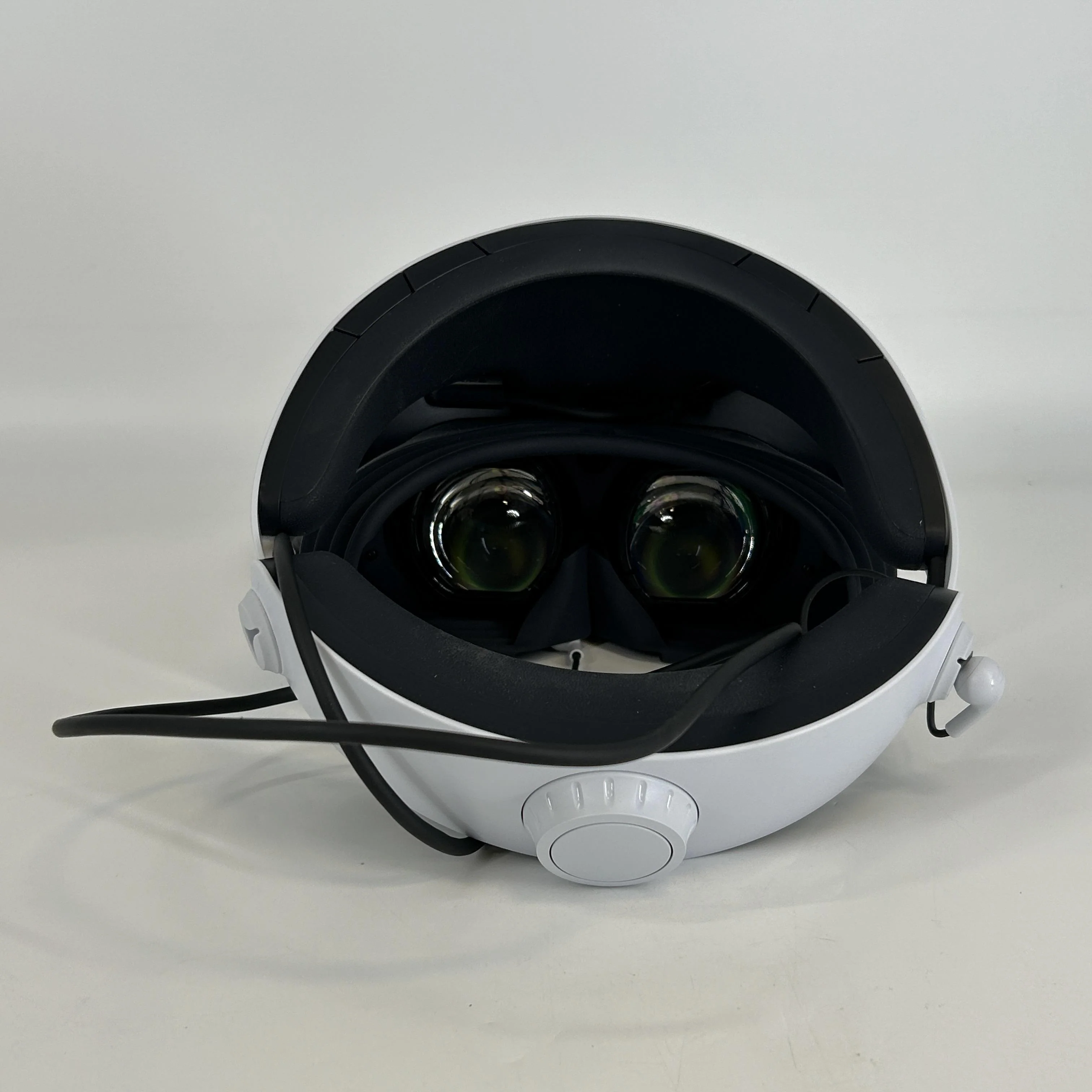 Sony Playstation VR 2 White - Image 4
