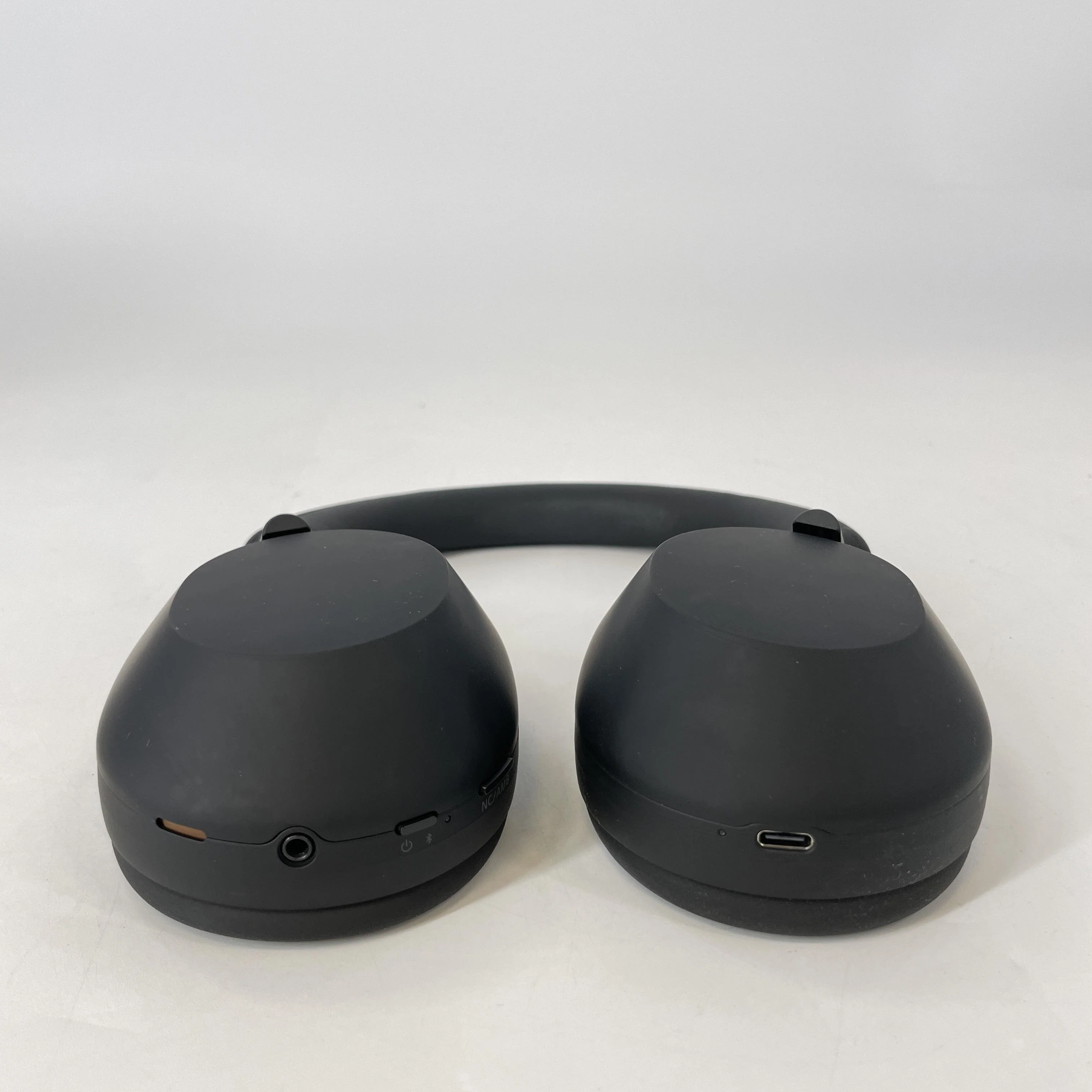 Sony WH-1000XM5 Headphones Black - Image 3